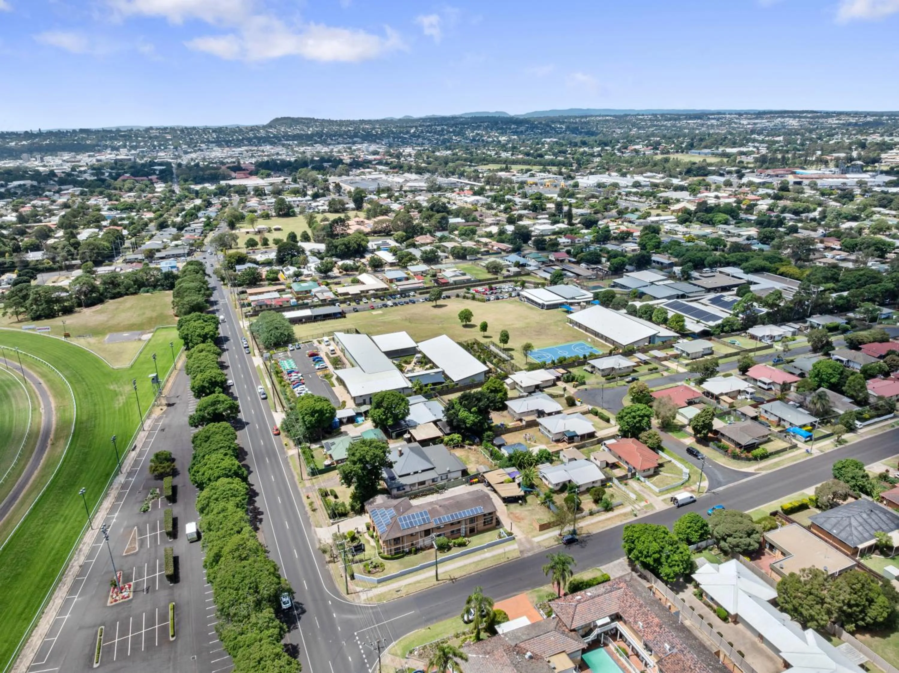 Location in Raceview Motor Inn