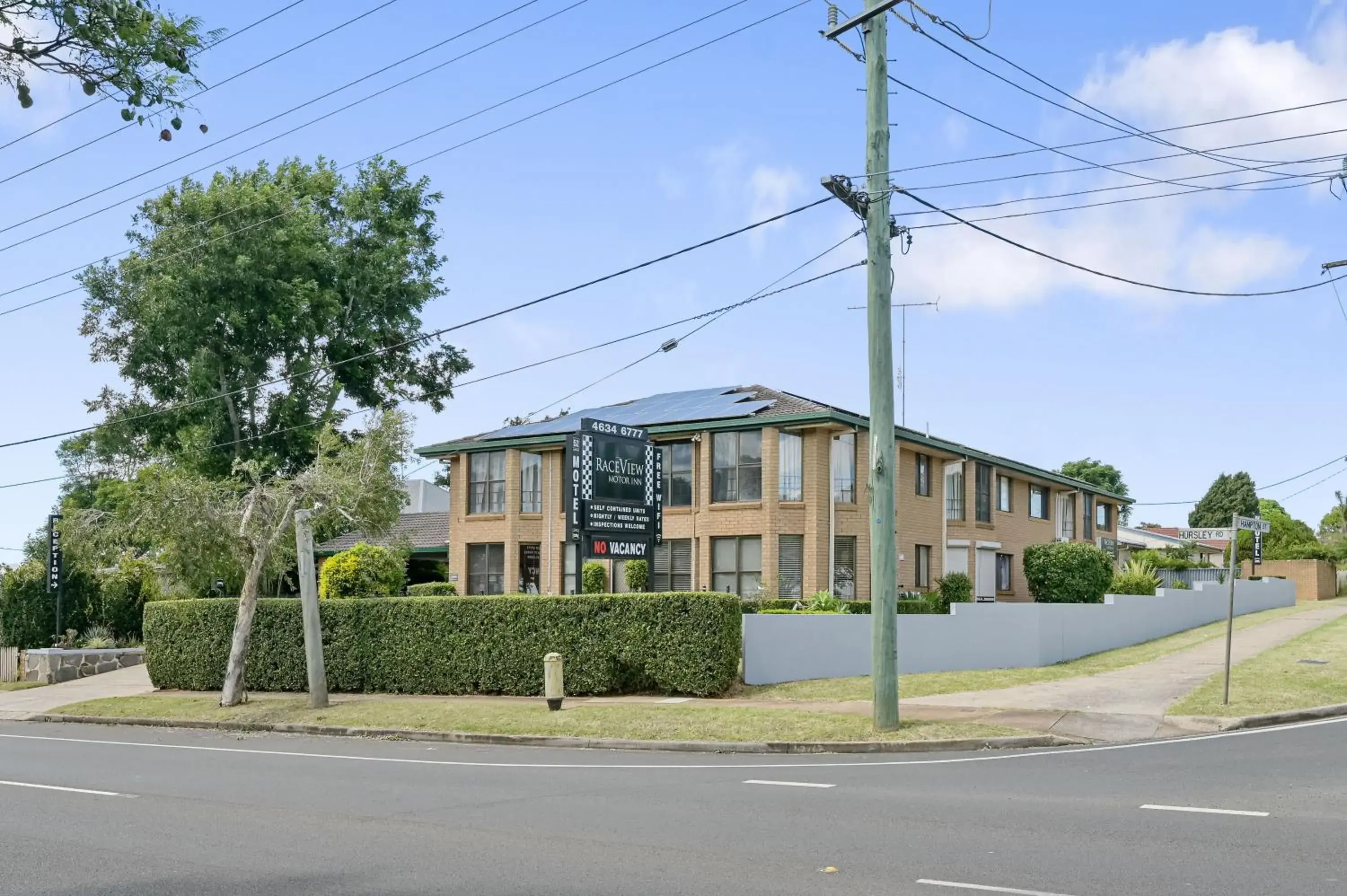 Street view in Raceview Motor Inn Street view in Raceview Motor Inn