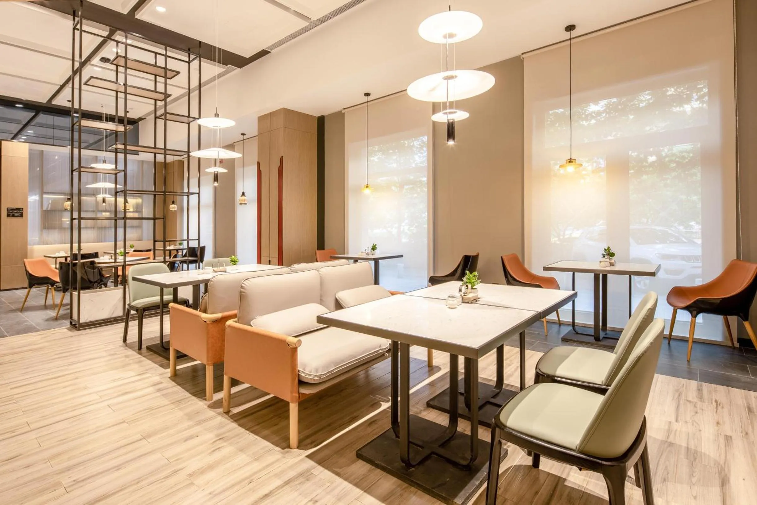 Atour Hotel Xi'an West Erhuan Road Tai'ao