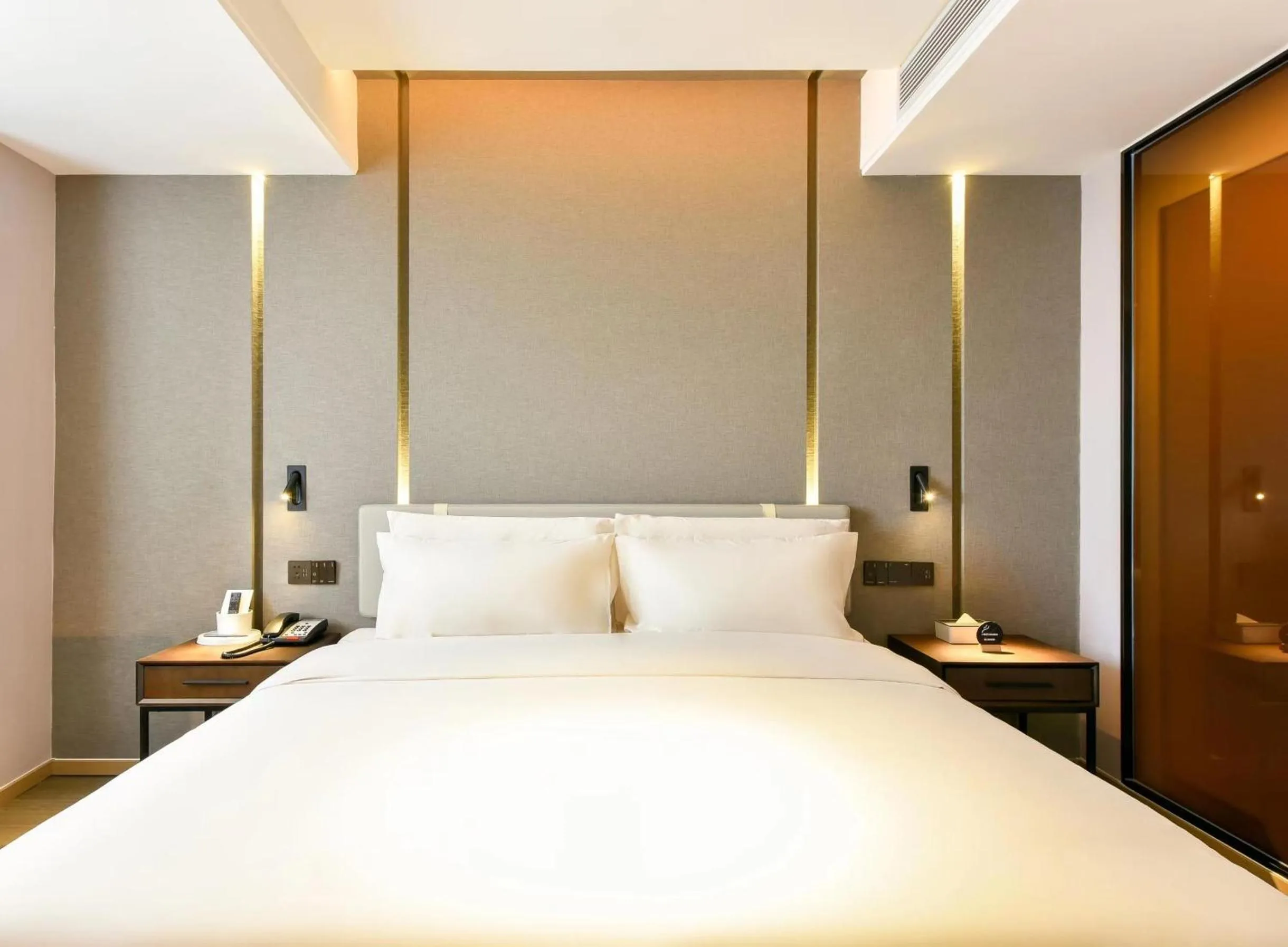 Bed in Atour Hotel Beijing Tongzhou Liyuan Subway Station