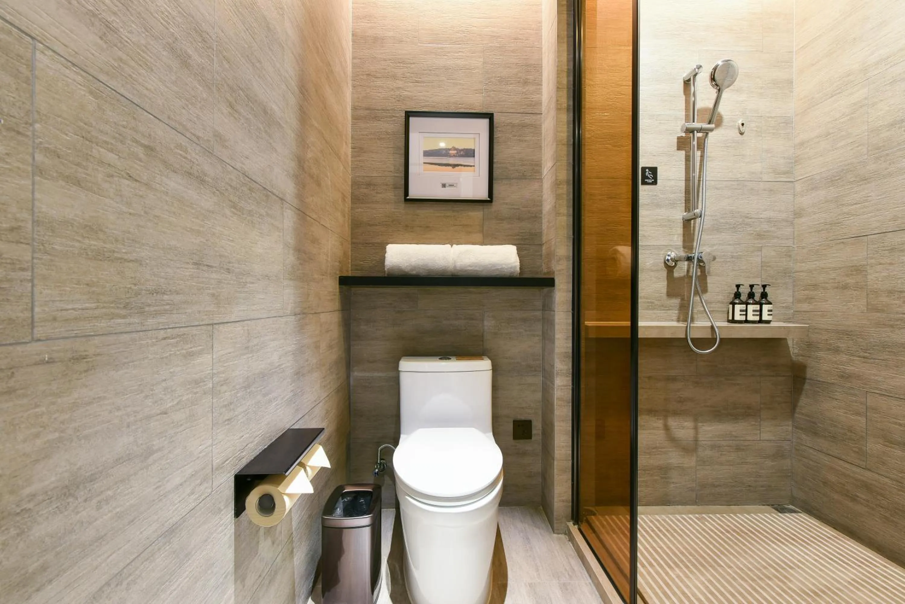 Shower in Atour Hotel Wangjing SOHO