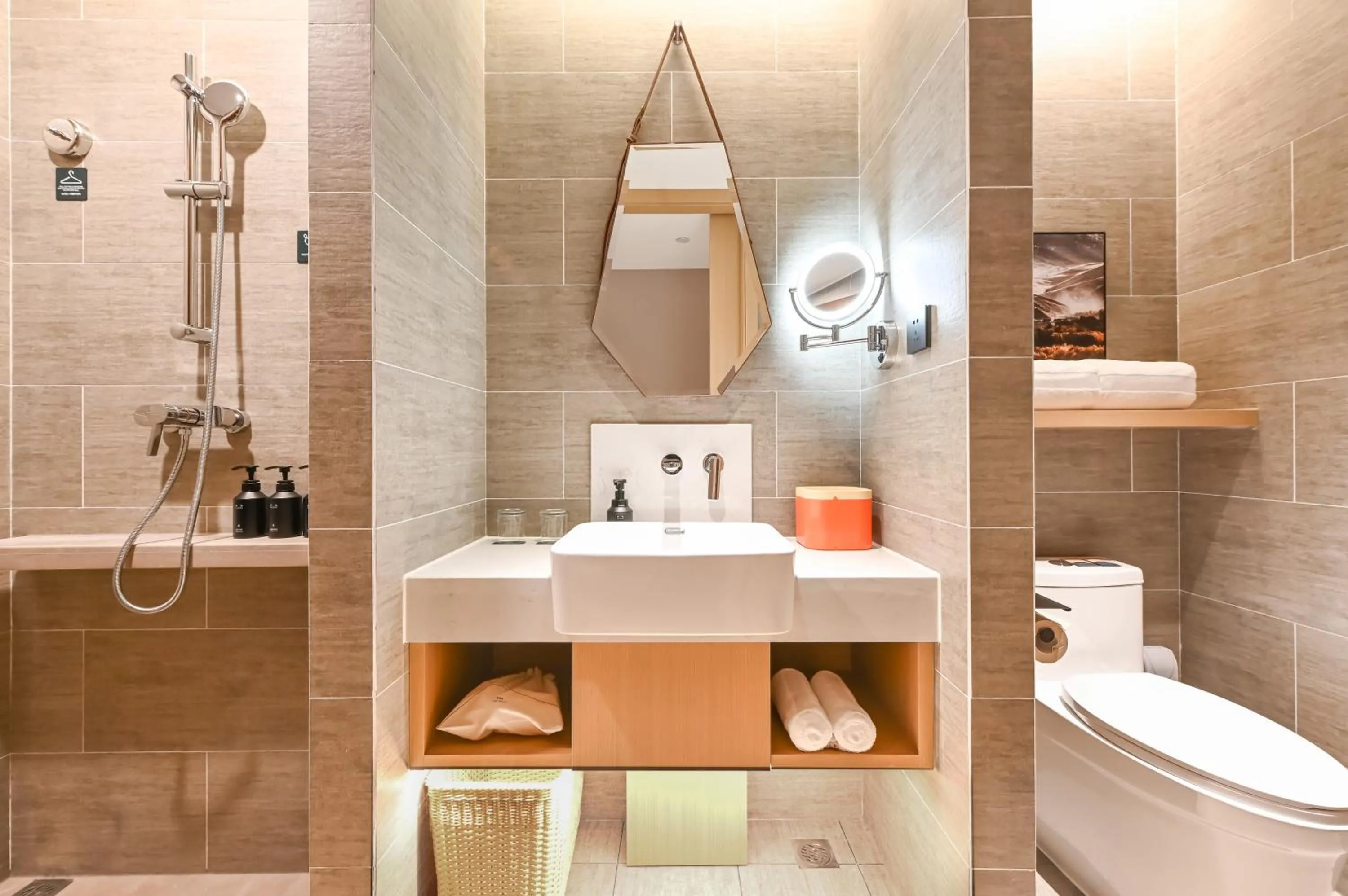 Shower in Atour Hotel Beijing Lishuiqiao