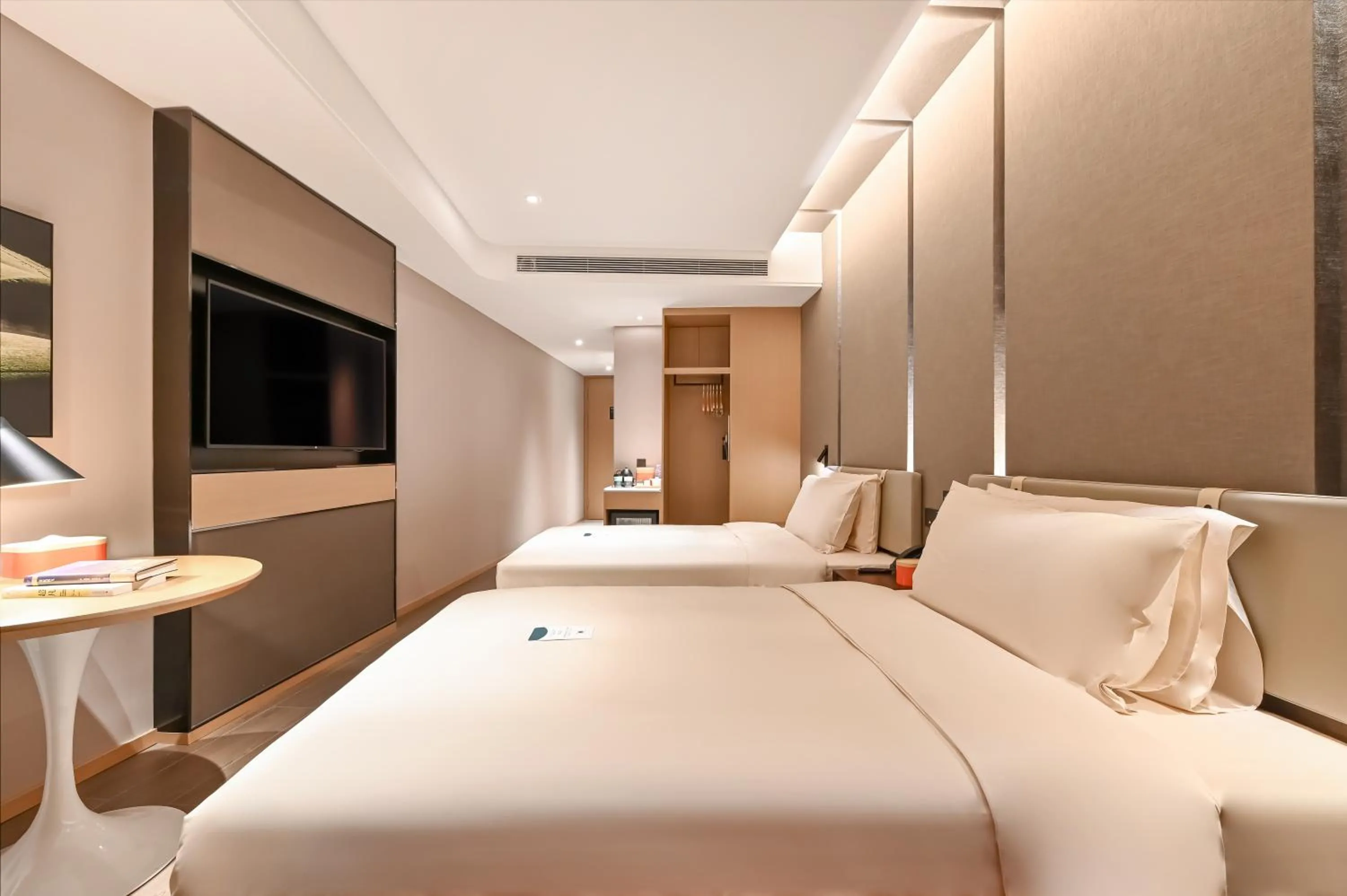 Photo of the whole room, Bed in Atour Hotel Beijing Lishuiqiao