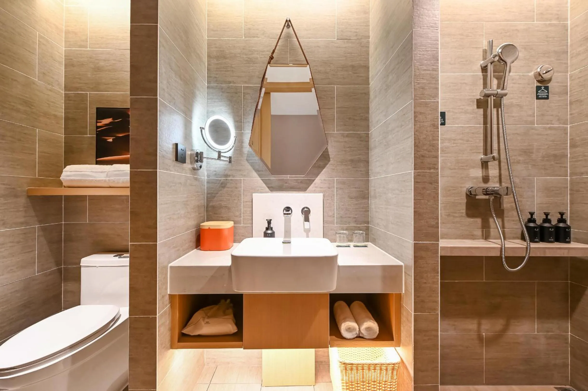 Shower in Atour Hotel Beijing Lishuiqiao
