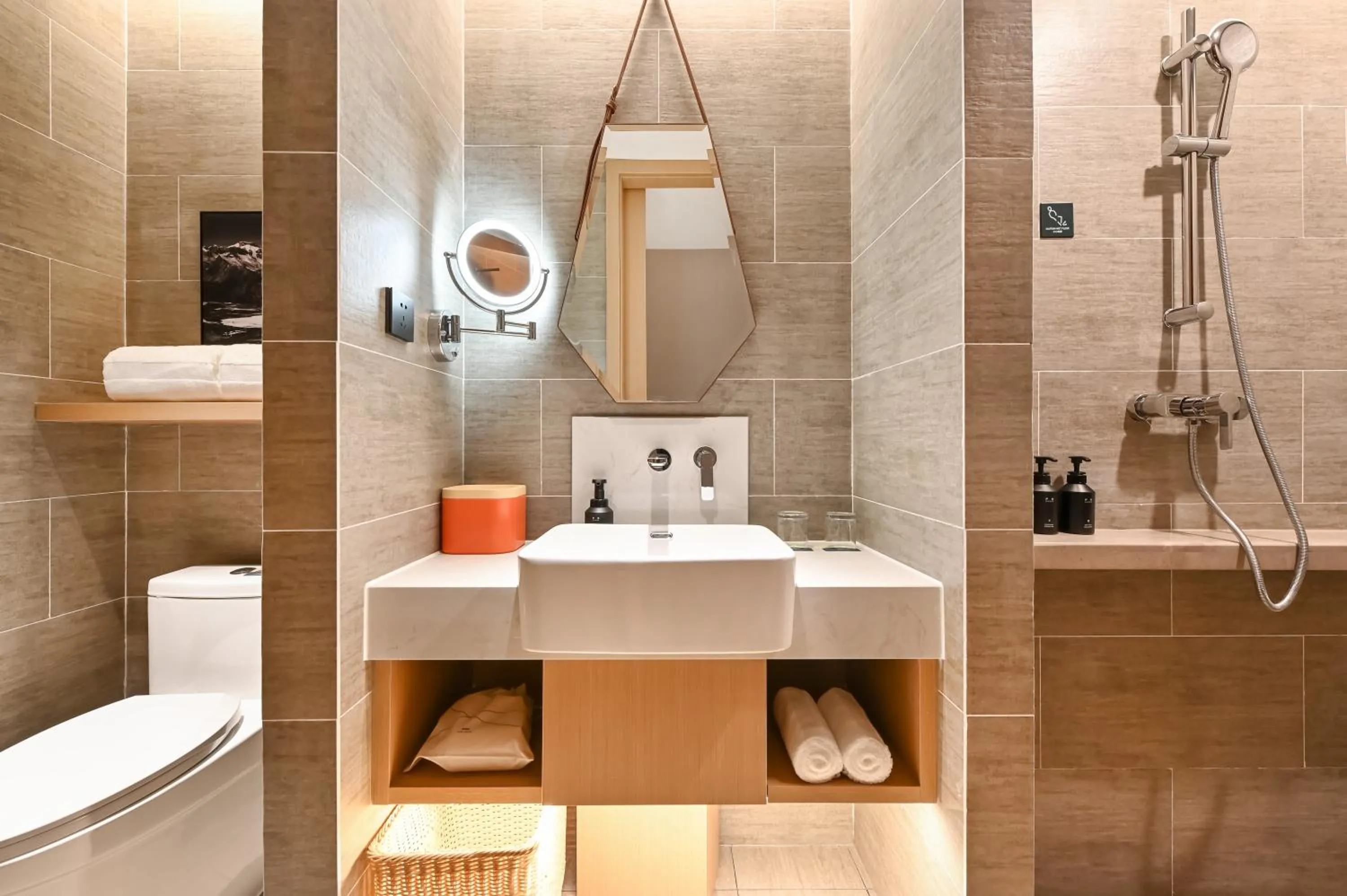 Bathroom in Atour Hotel Beijing Lishuiqiao
