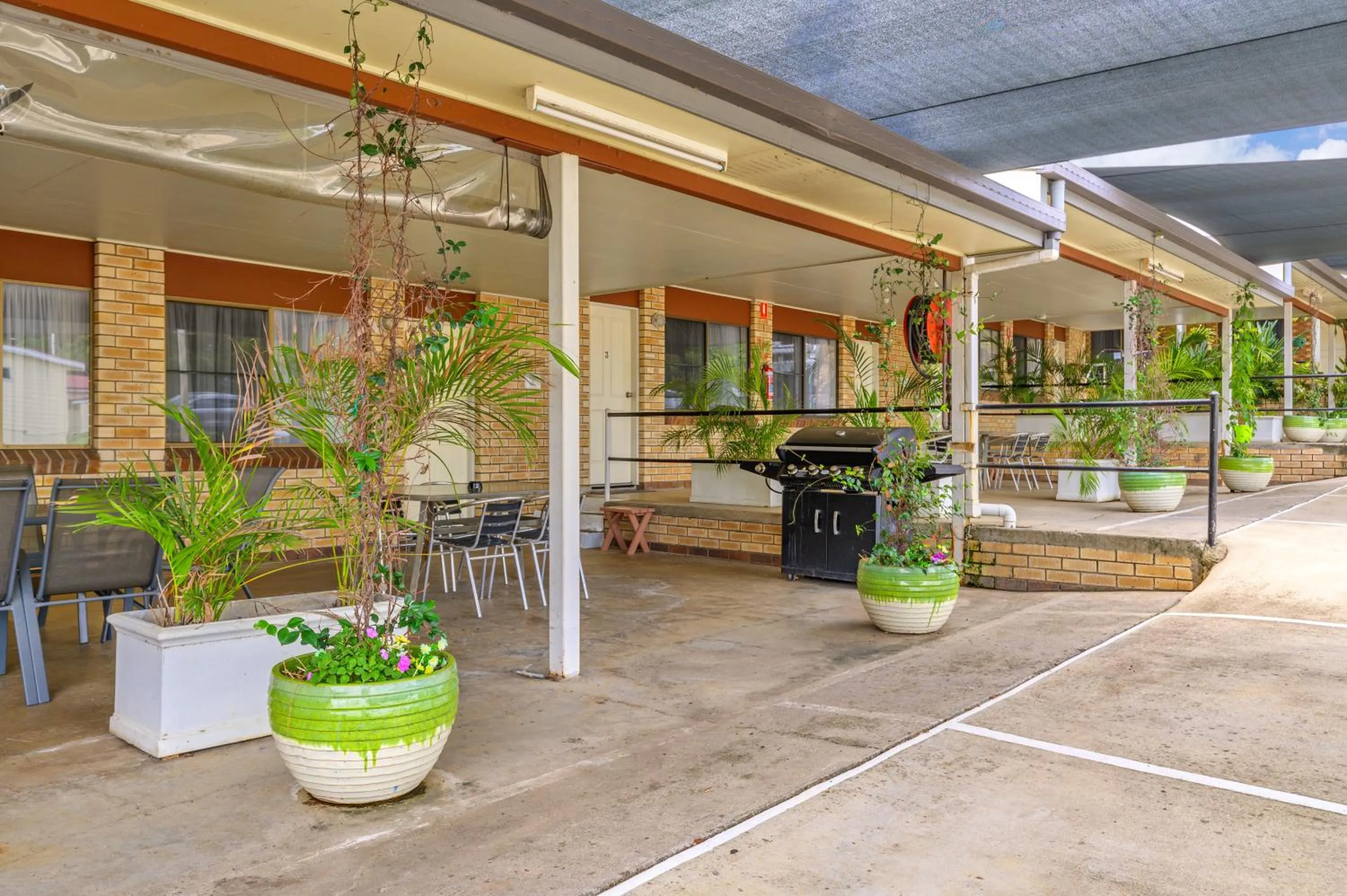 Seating area in Goomeri Motel
