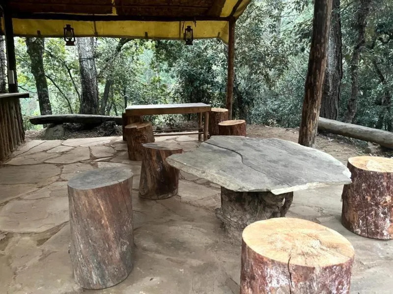 Dining area in Glampinn Woods