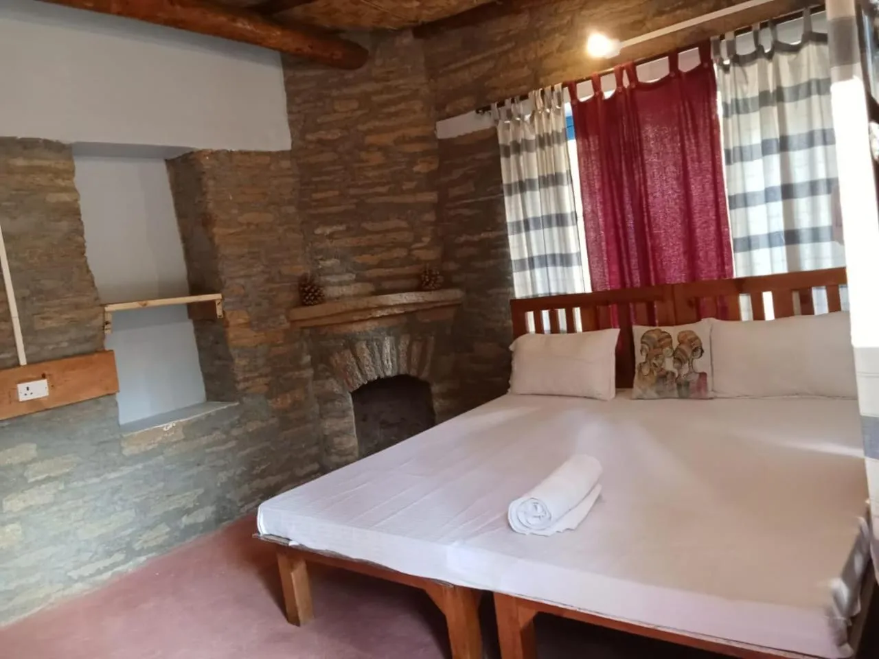 Bathroom, Bed in Glampinn Woods