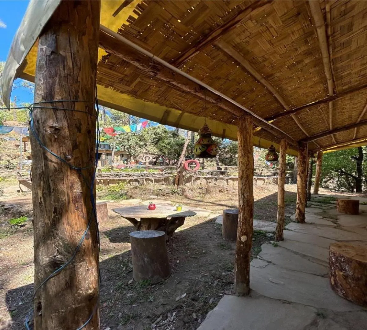 Dining area in Glampinn Woods