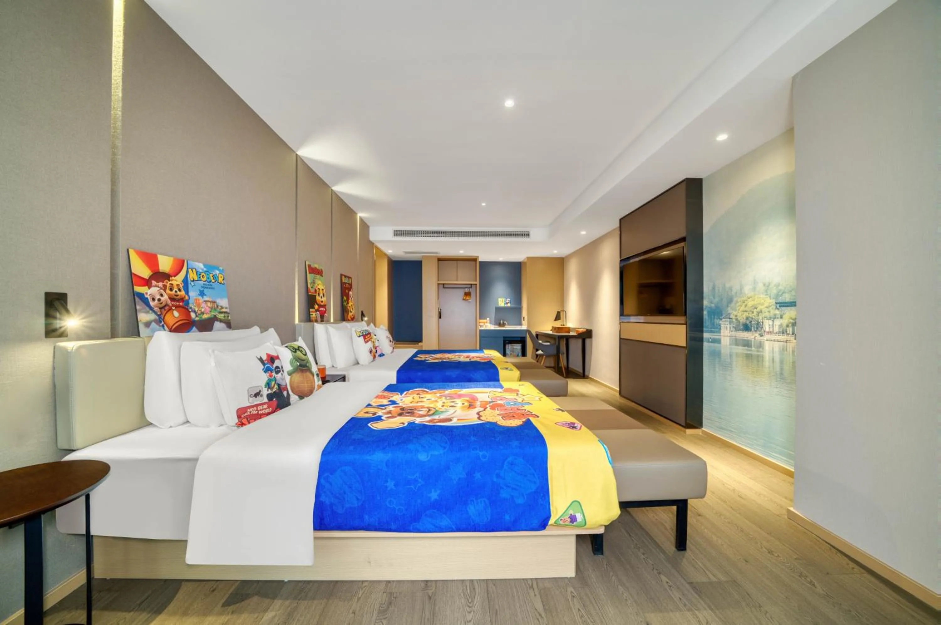 Bed in Atour Hotel Hangzhou Huanglong Wanke Xueyuan Road