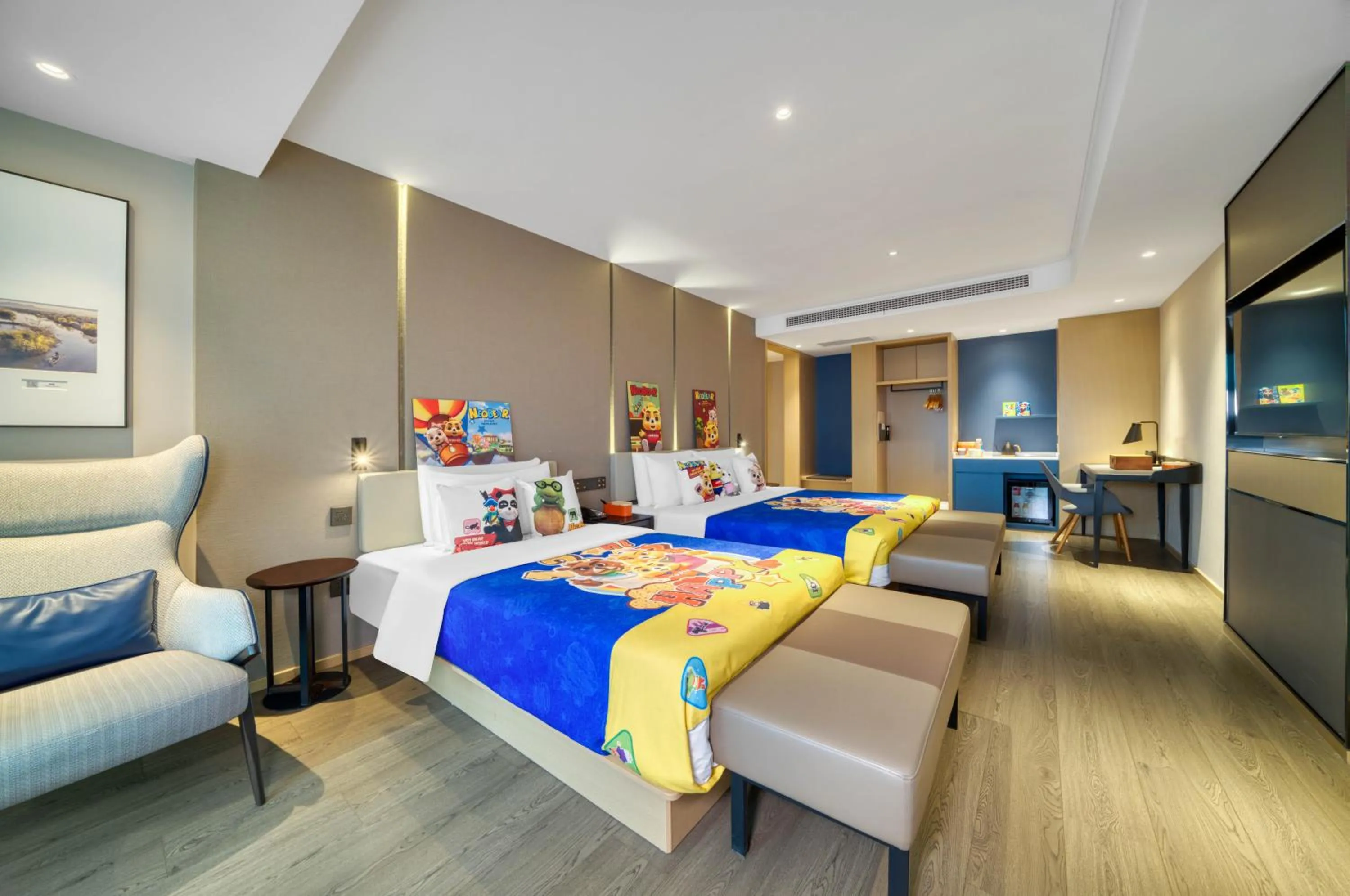 Bed in Atour Hotel Hangzhou Huanglong Wanke Xueyuan Road