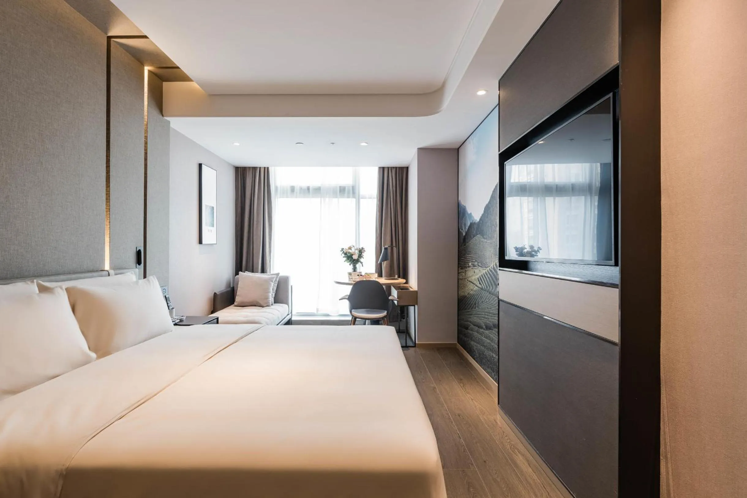 Bed in Atour Hotel Hangzhou West Lake Wulin Plaza North Jianguo Road
