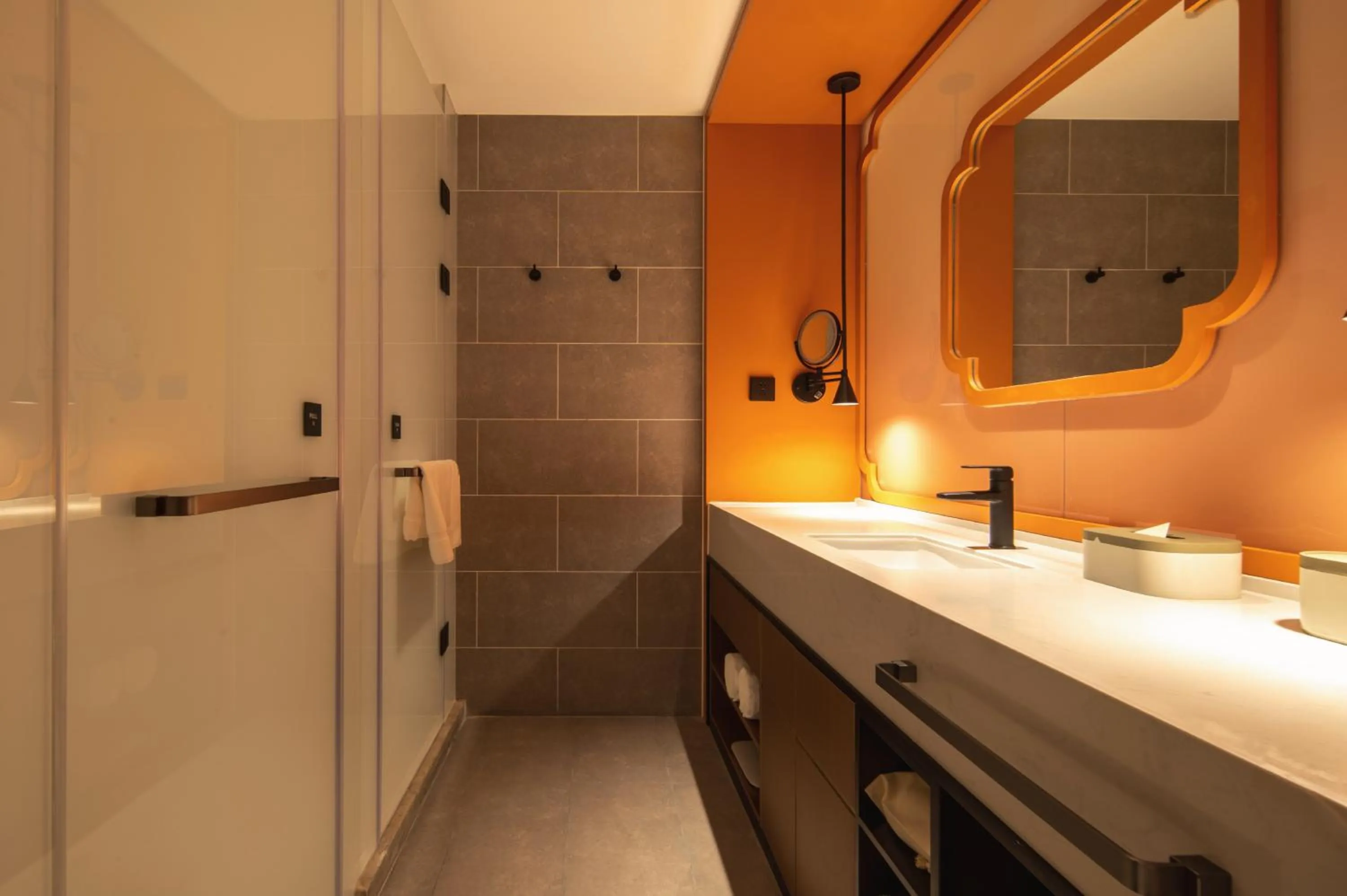 Atour Hotel Hangzhou East Railway Station East Square