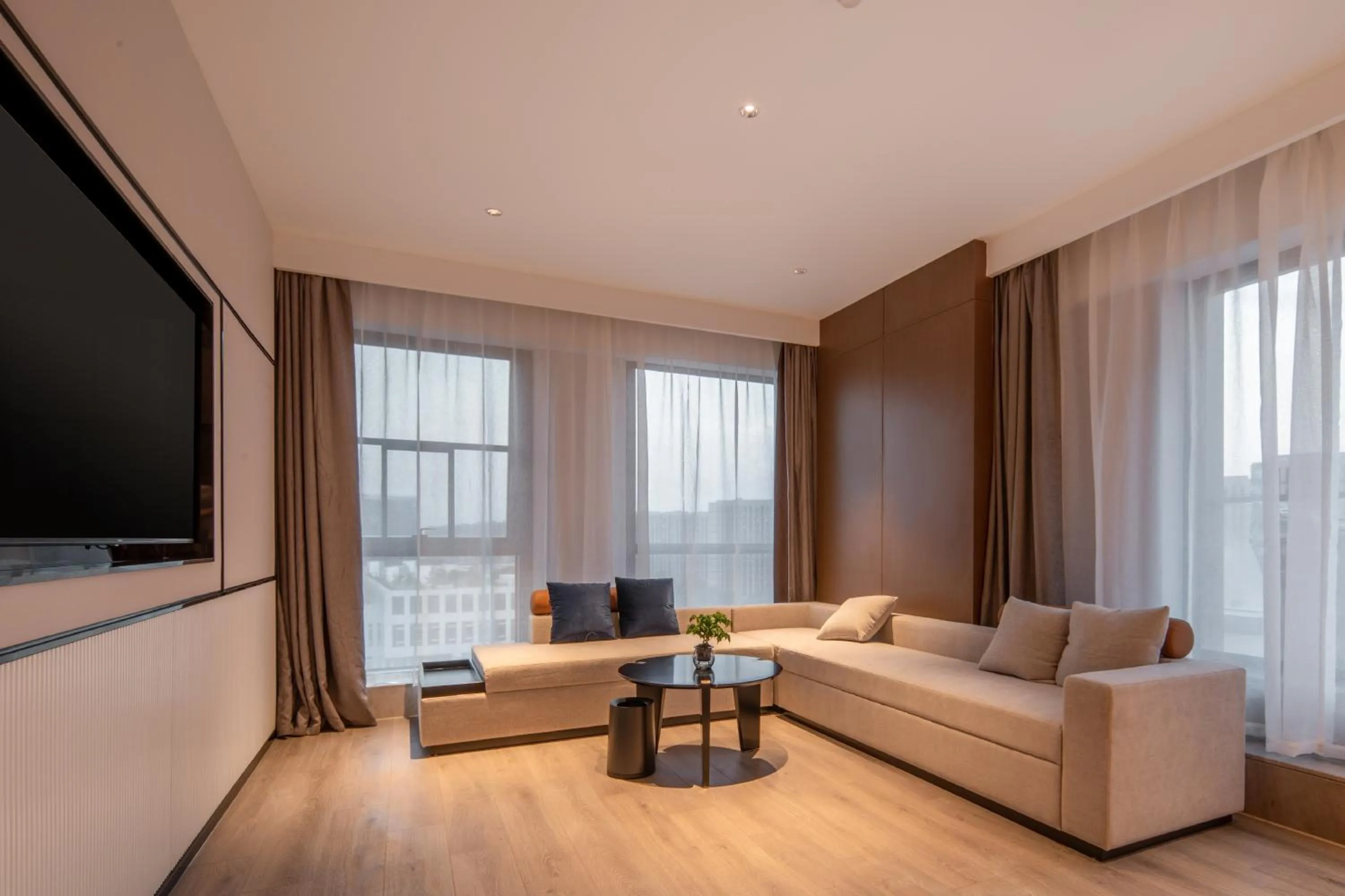 Atour Hotel Hangzhou East Railway Station East Square