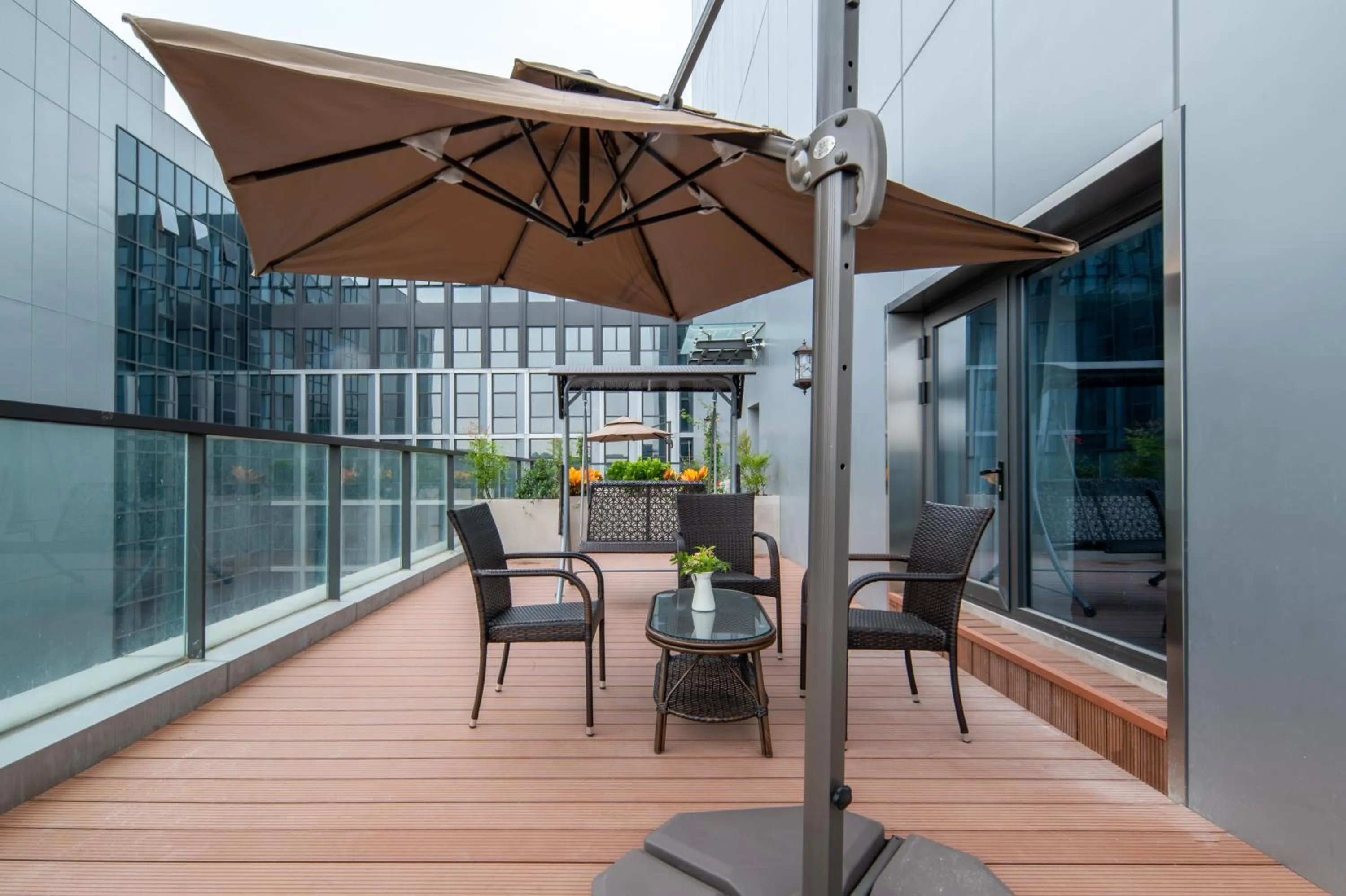 Atour Hotel Hangzhou East Railway Station East Square