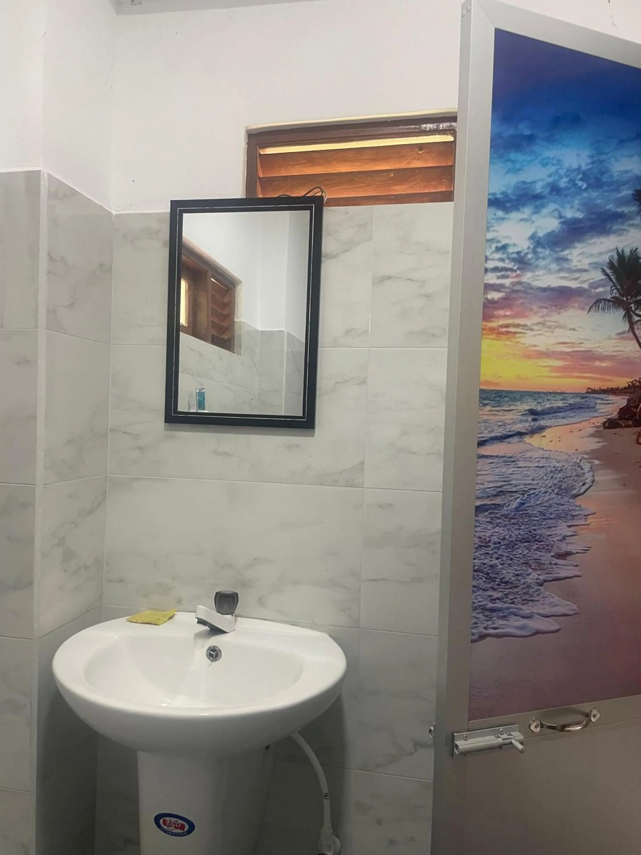 Bathroom in Ananda Home Stay and Restaurant