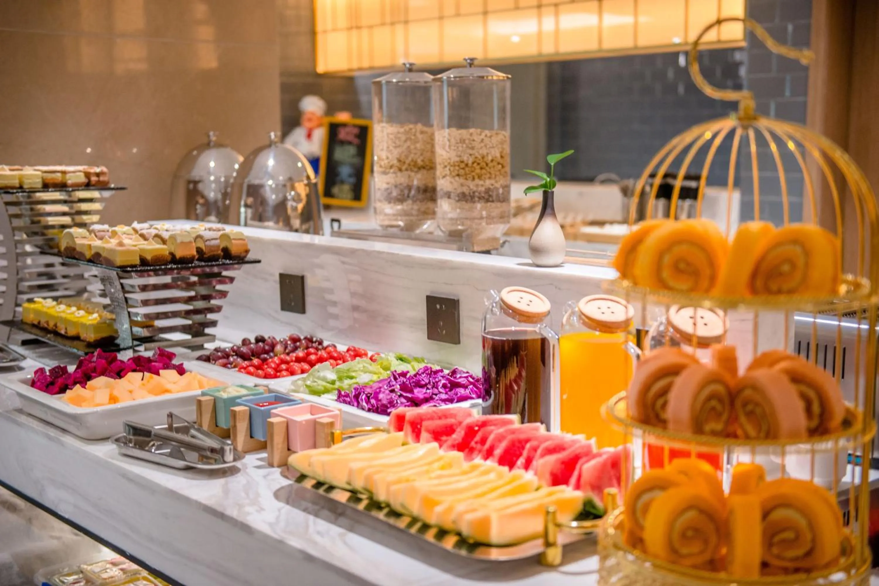 Restaurant/places to eat in Atour Hotel Guangzhou Sanyuanli-Guangzhou Baiyun Railway-Fiee Self-Service Laundry