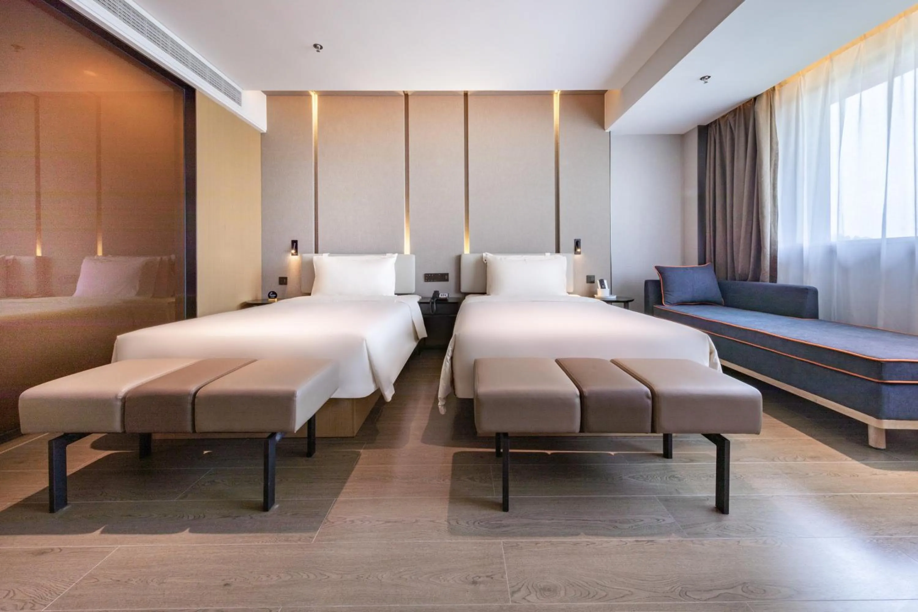 Bedroom, Bed in Atour Hotel Guangzhou Huangpu Luogang Science City