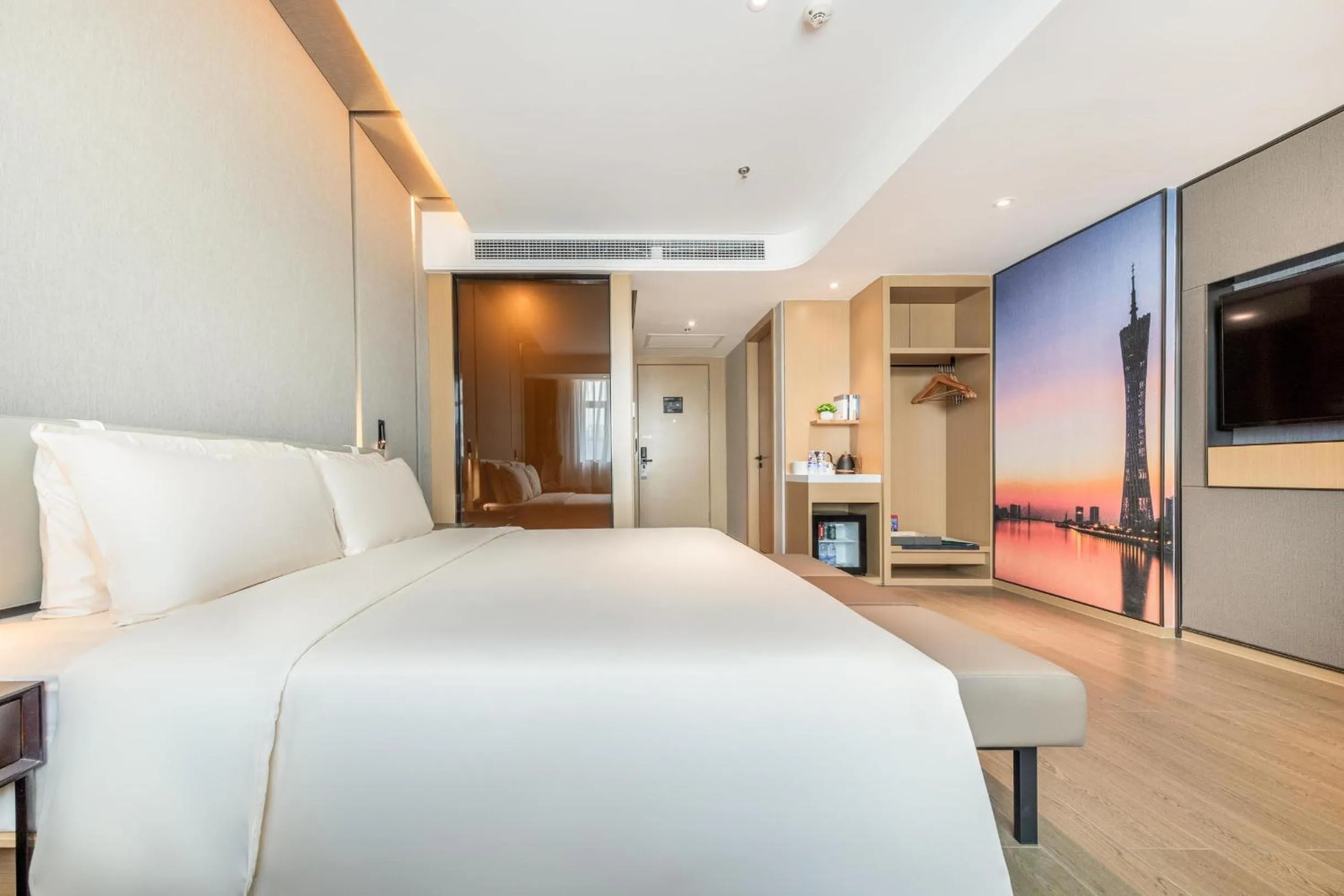 Bedroom, Bed in Atour Hotel Guangzhou Huangpu Luogang Science City