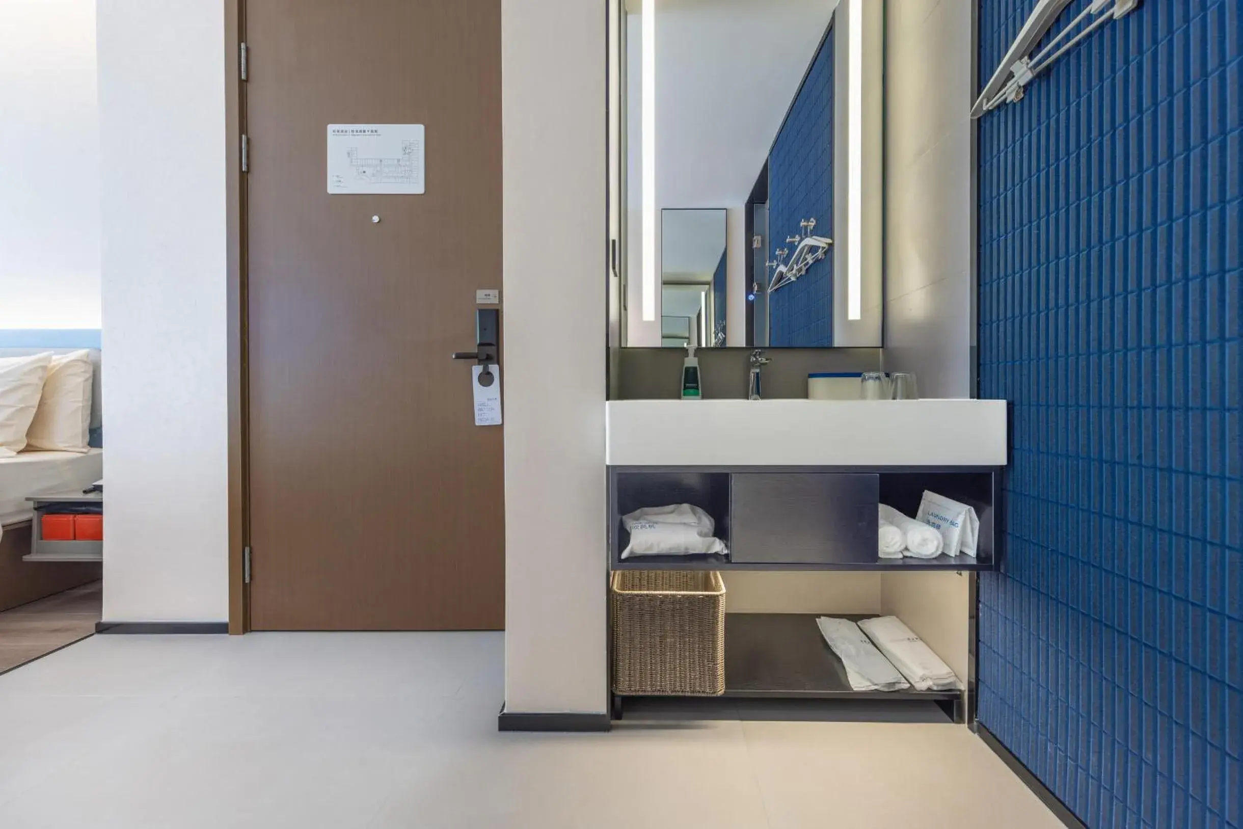 Bed in Atour Light Hotel Guangzhou Pazhou Exhibition Canton Tower Subway Station Bed in Atour Light Hotel Guangzhou Pazhou Exhibition Canton Tower Subway Station