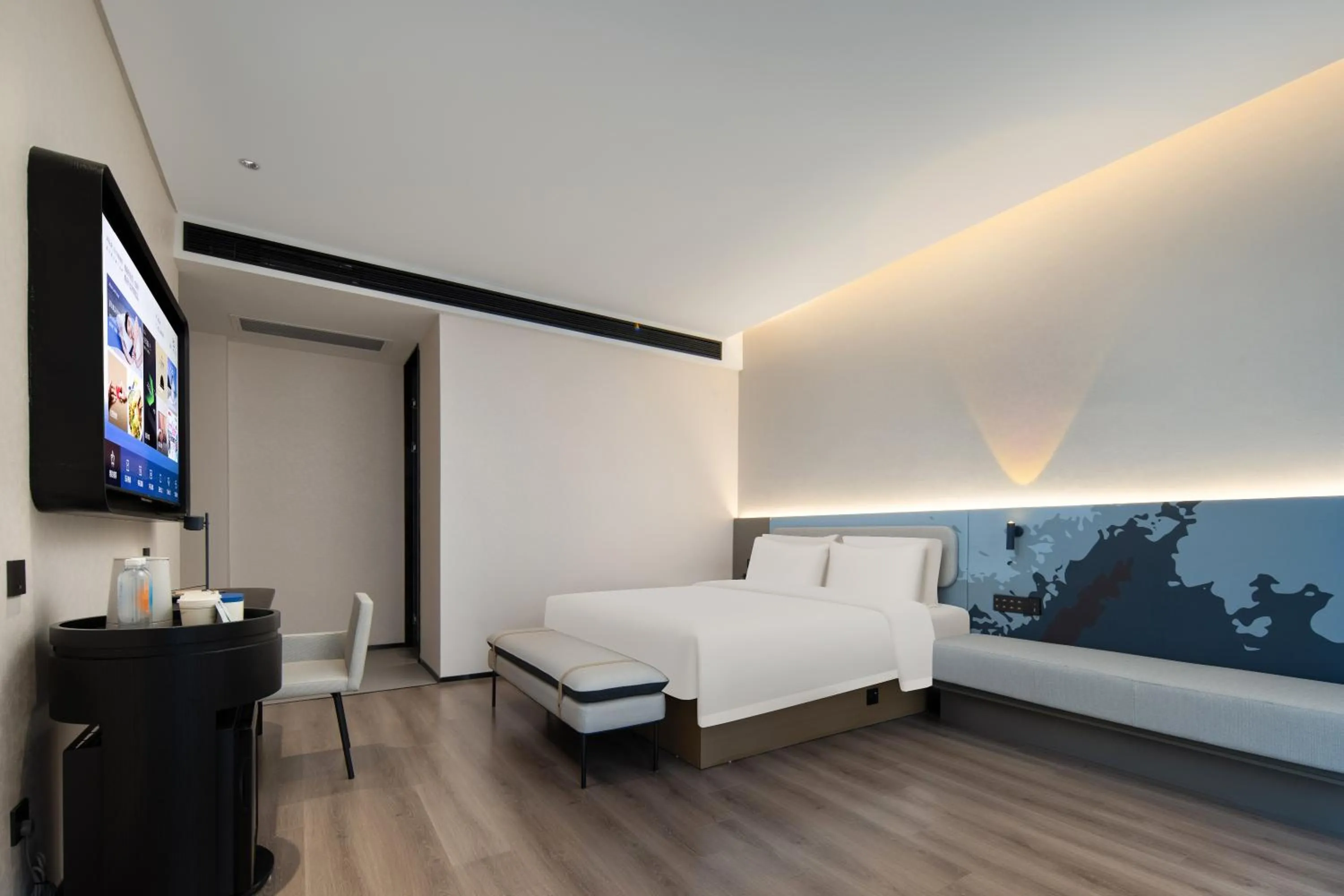 Bed in Atour Light Hotel Guangzhou Pazhou Exhibition Canton Tower Subway Station