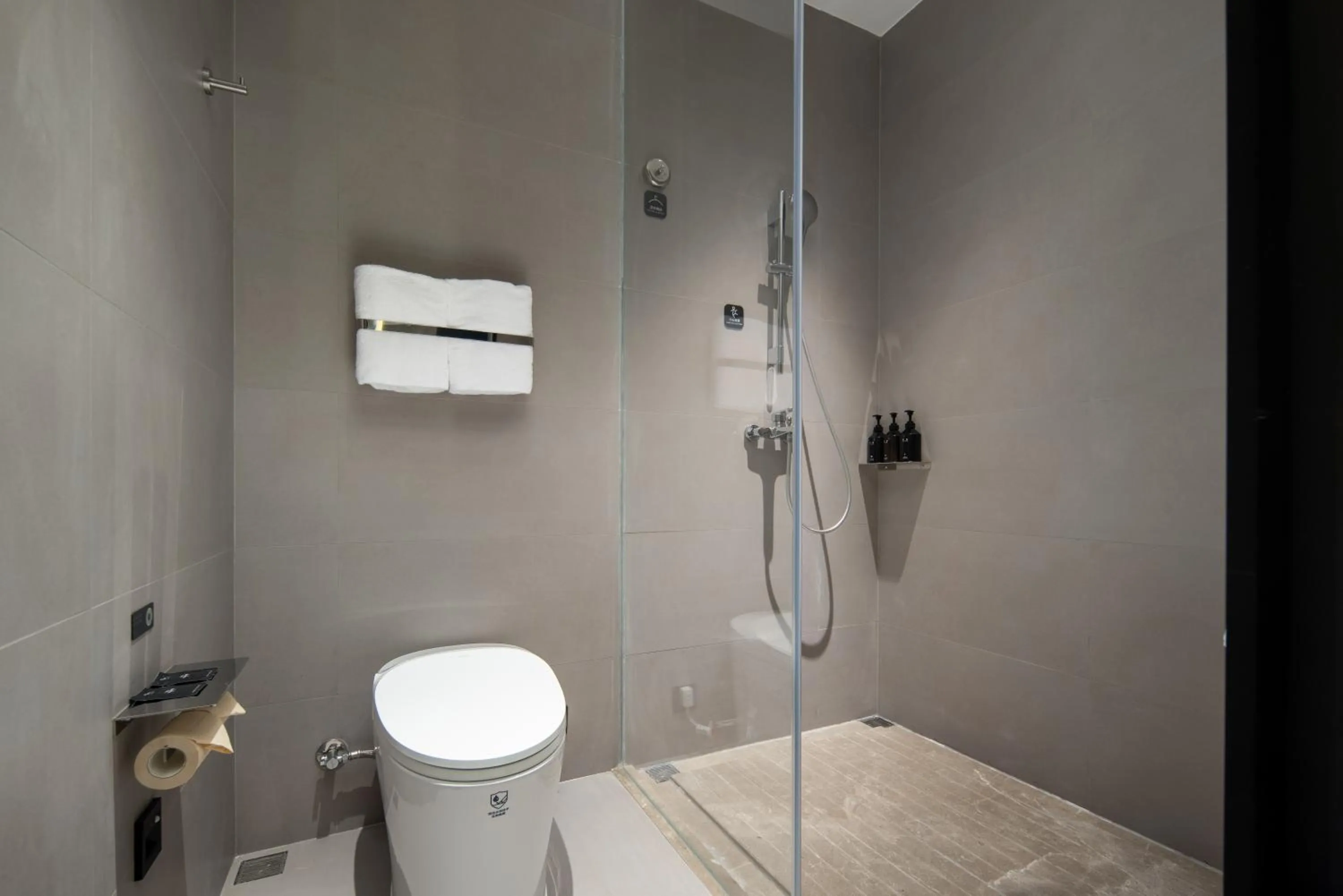 Bathroom in Atour Light Hotel Guangzhou Pazhou Exhibition Canton Tower Subway Station