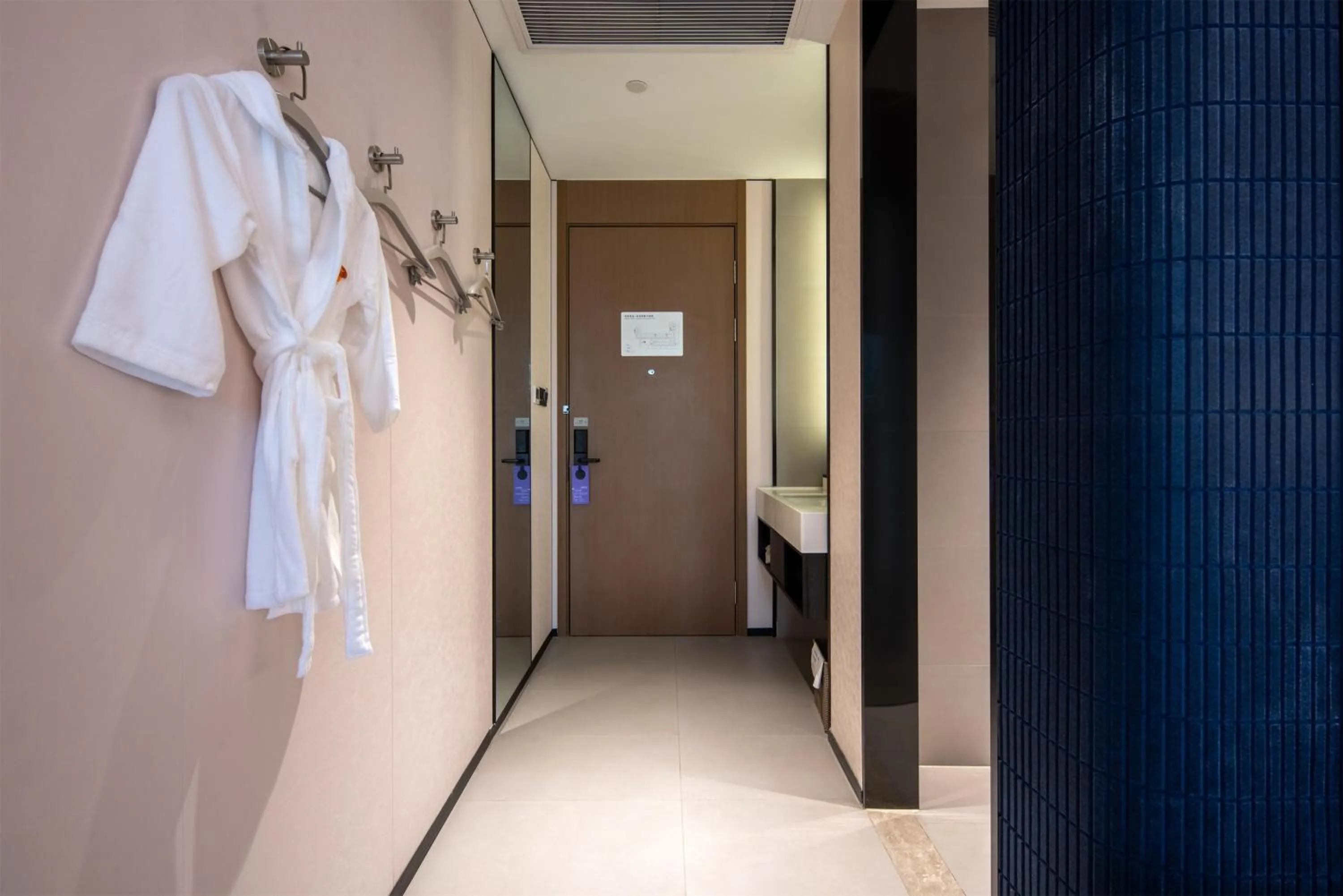 Atour Light Hotel Guangzhou Pazhou Exhibition Canton Tower Subway Station