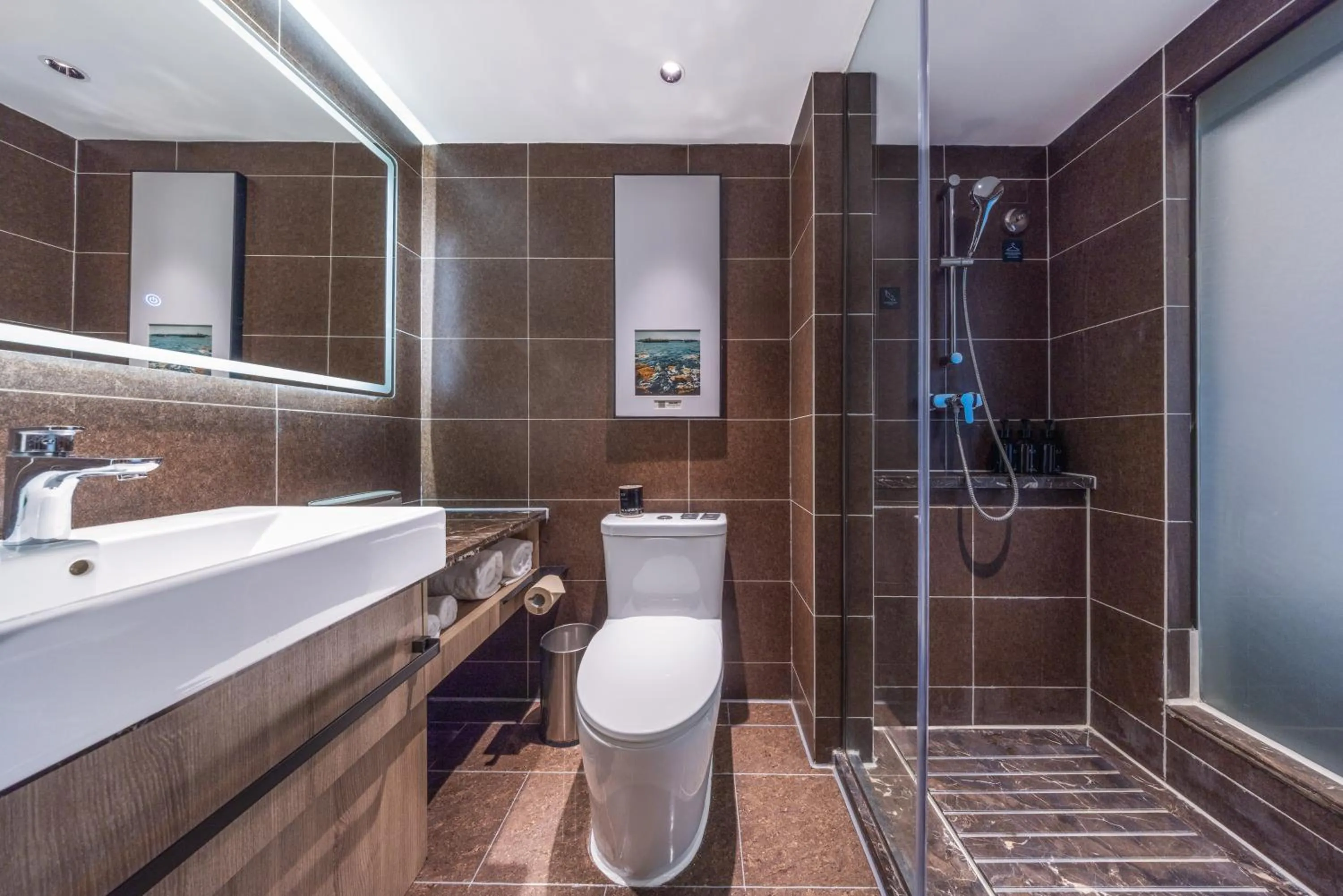 Toilet in Atour Hotel Guangzhou Tianhe Sports Center