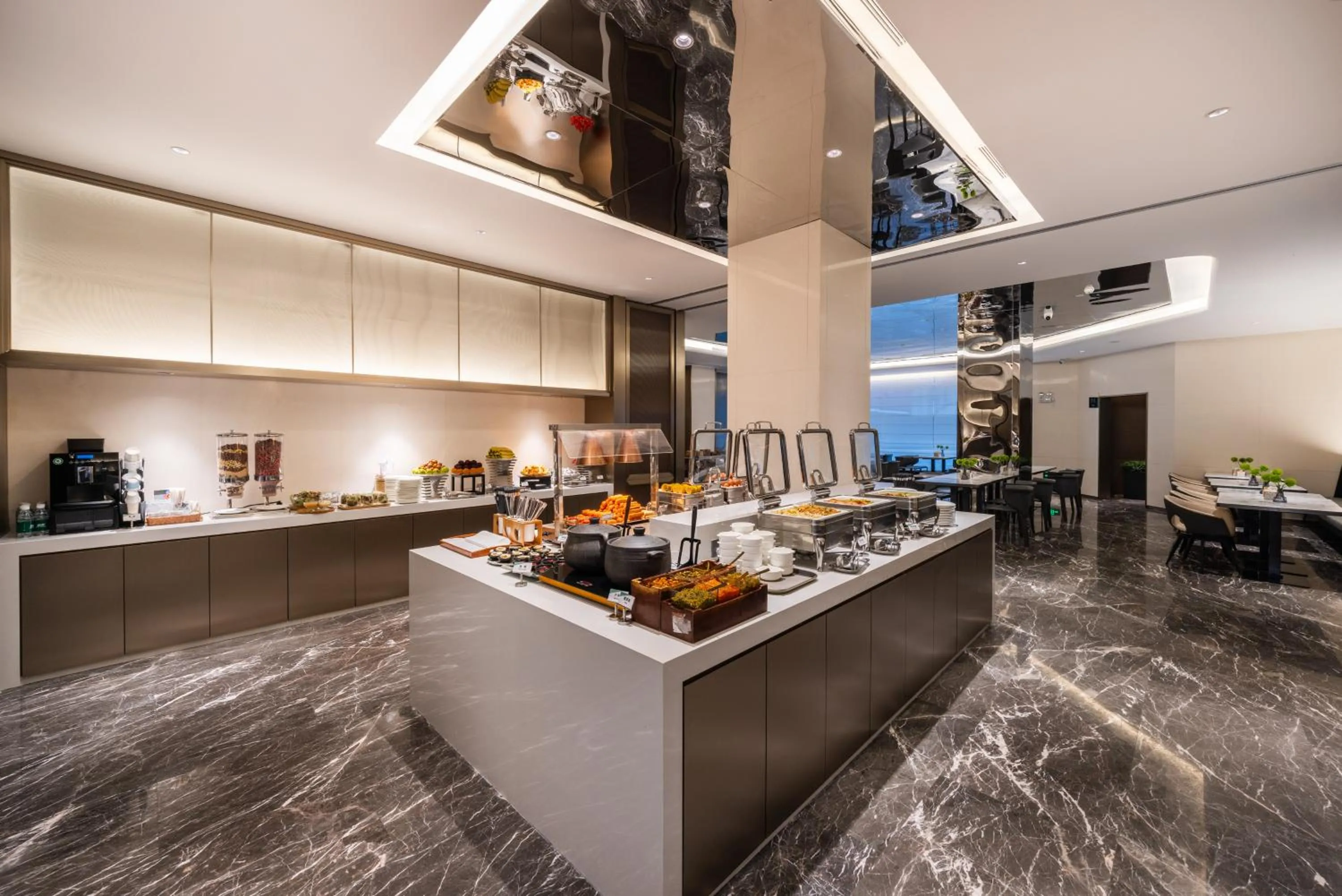 Restaurant/places to eat in Atour Hotel Guangzhou Tianhe Sports Center