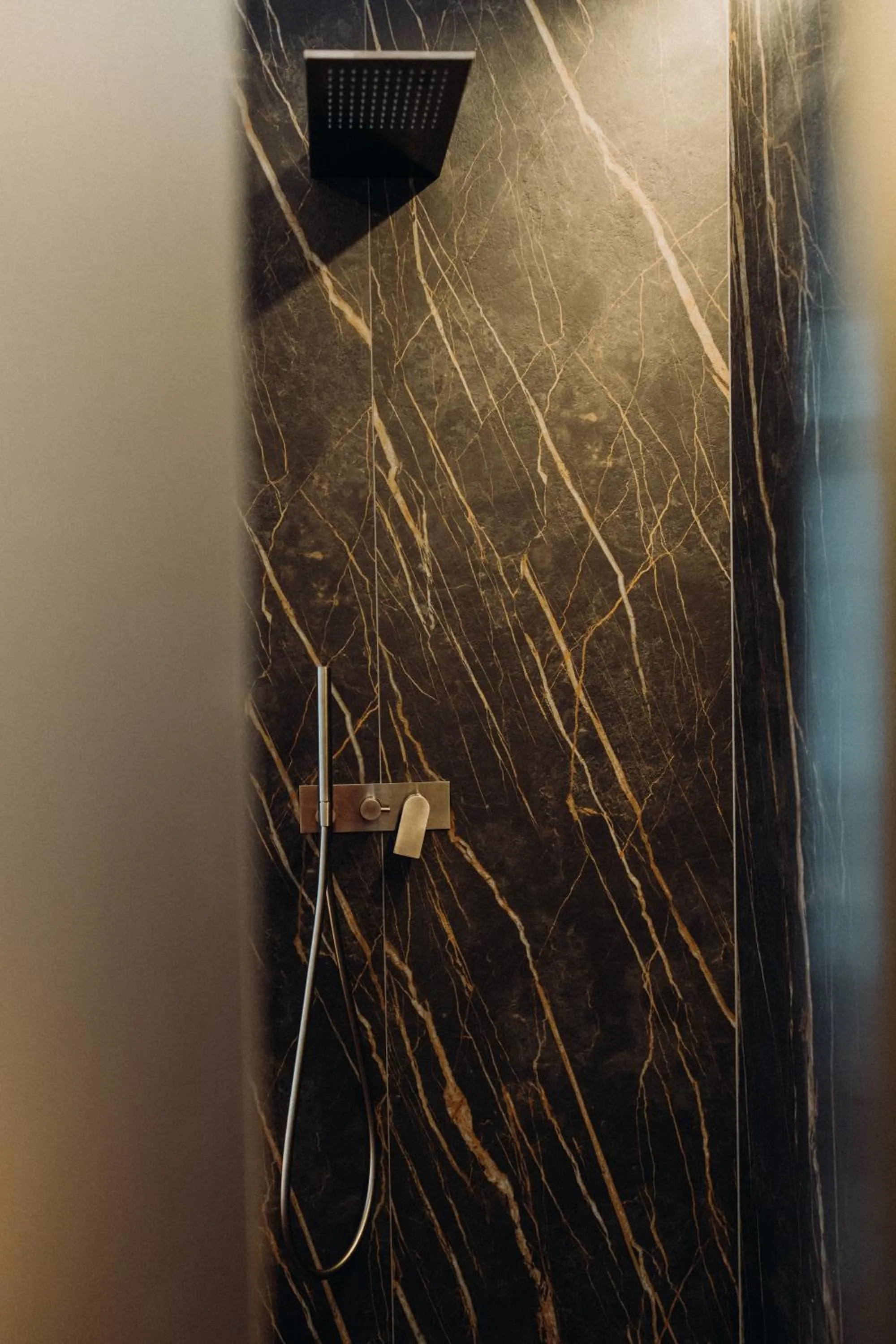 Bathroom in META SUITES historic city living