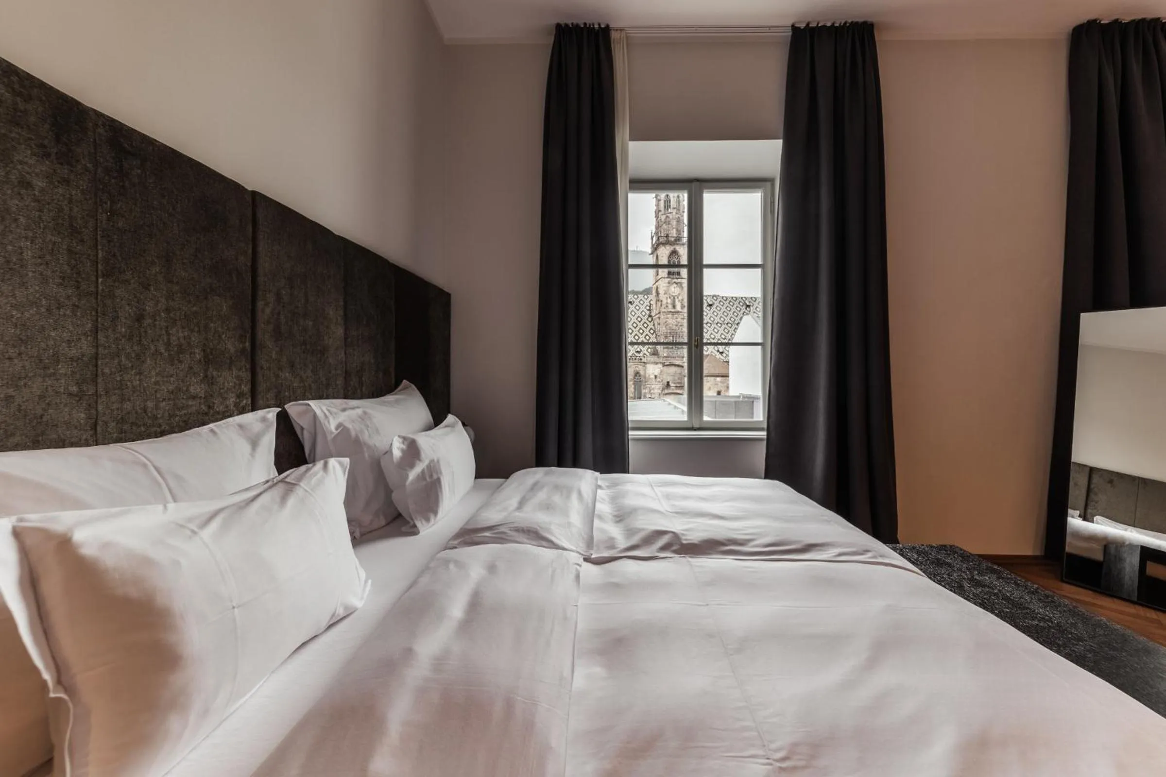 Photo of the whole room, Bed in META SUITES historic city living