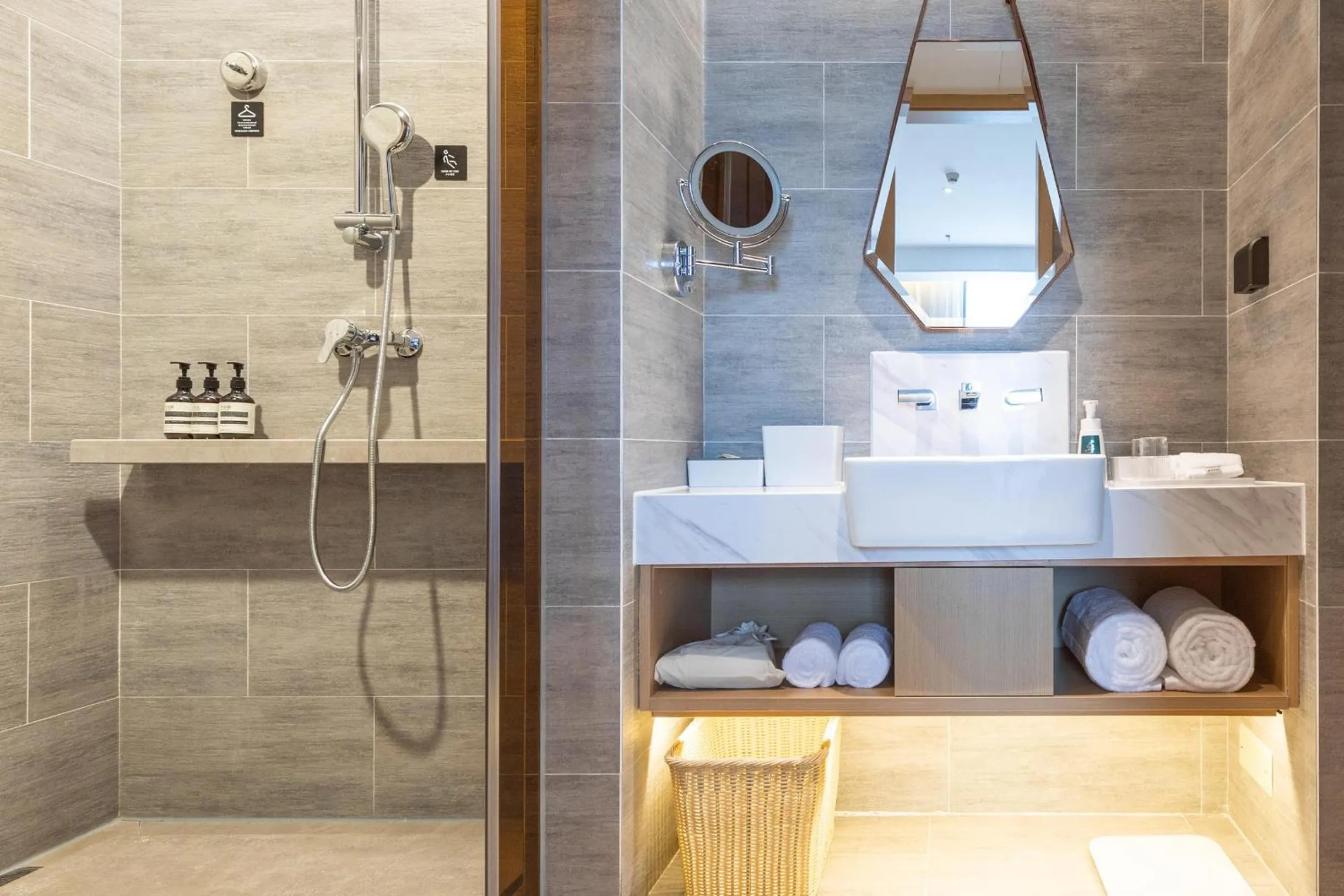 Atour Hotel Shenzhen Guangming New City