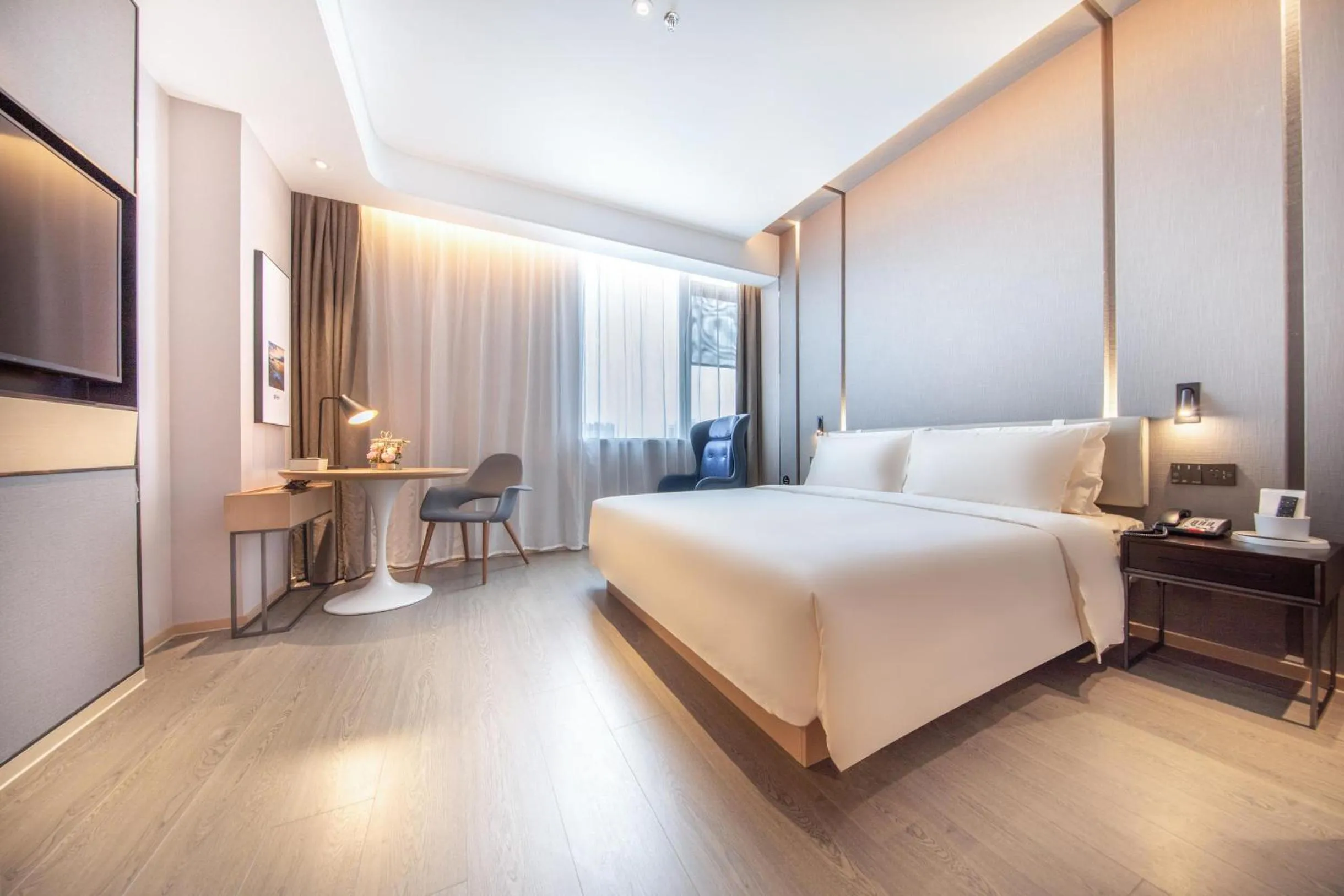 Bed in Atour Hotel Shenzhen Guangming New City