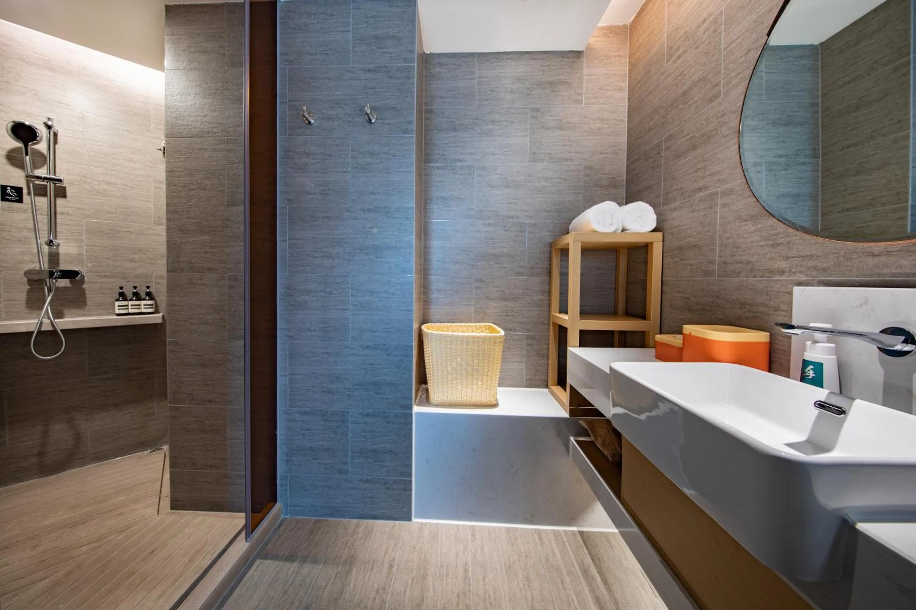 Shower in Atour Hotel Foshan Shunde Happy Coast