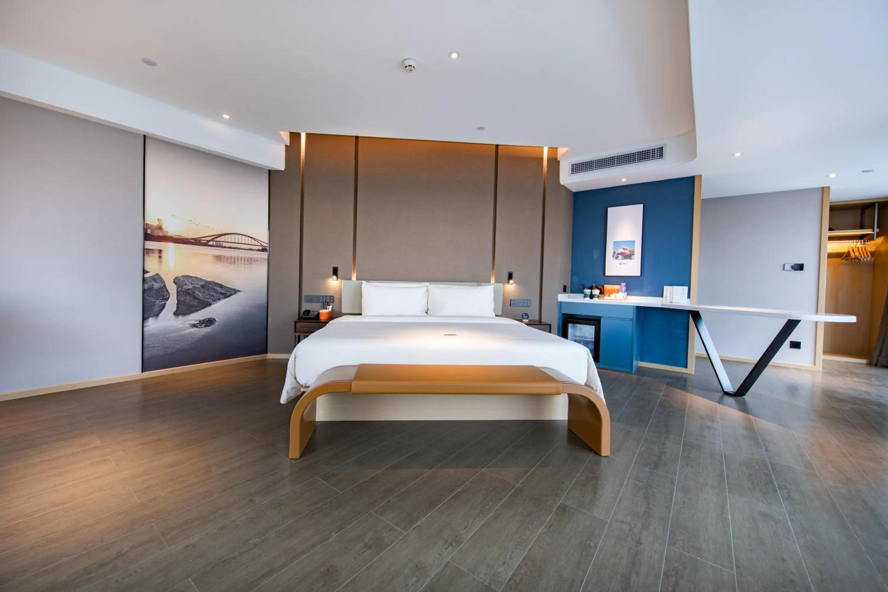 Bed in Atour Hotel Foshan Shunde Happy Coast