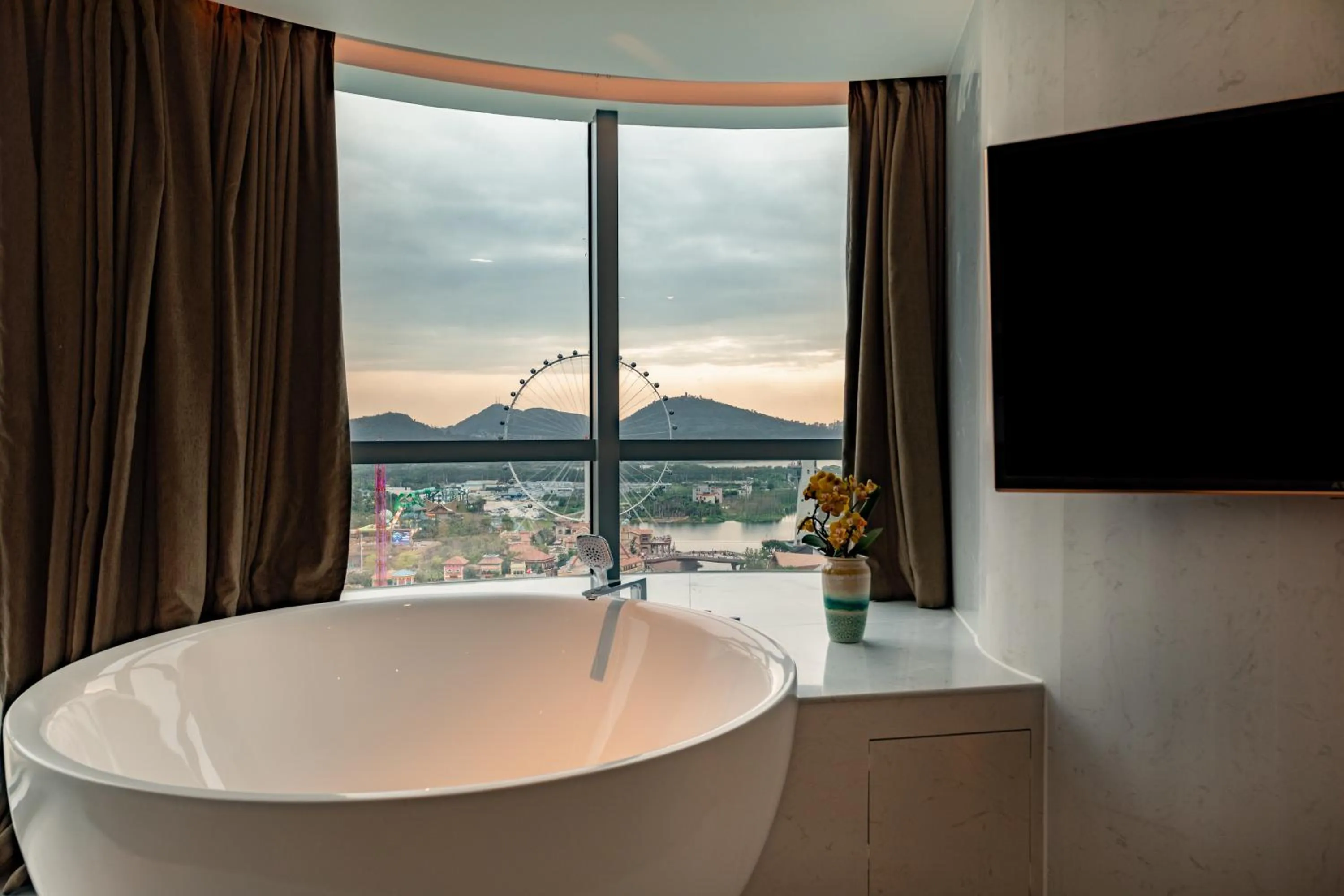 Natural landscape in Atour Hotel Foshan Shunde Happy Coast