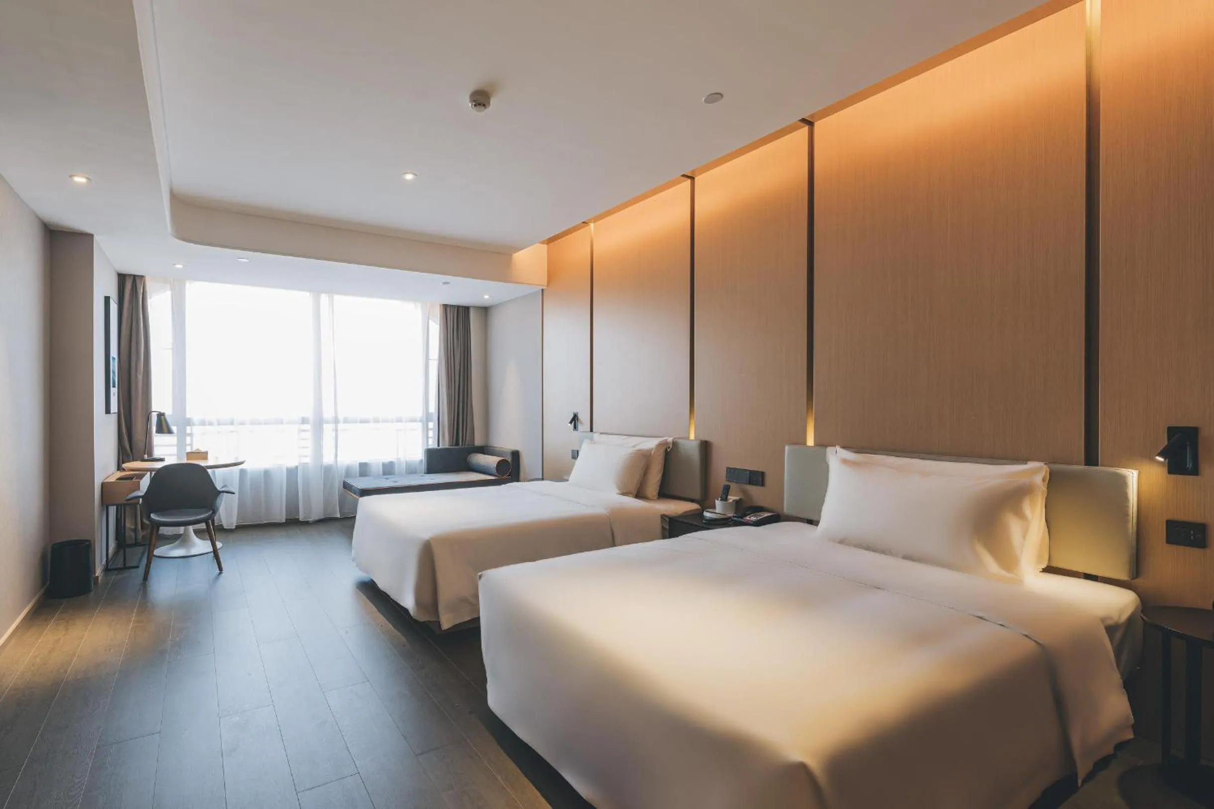Bed in Atour Hotel Zhanjiang Renmin Avenue Dingsheng Plaza