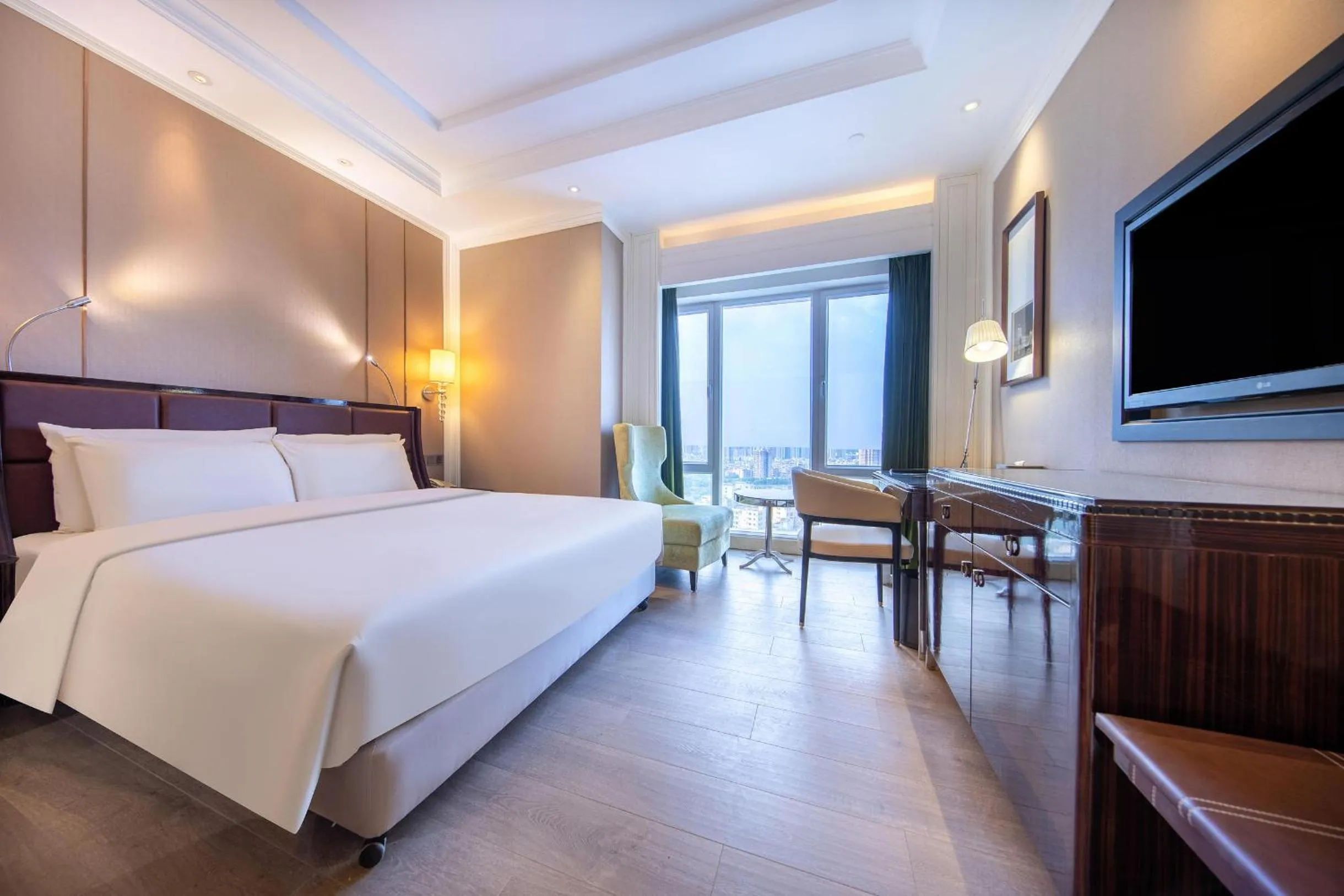 Bed in Atour X Hotel Huizhou Huiyang Municipal Plaza