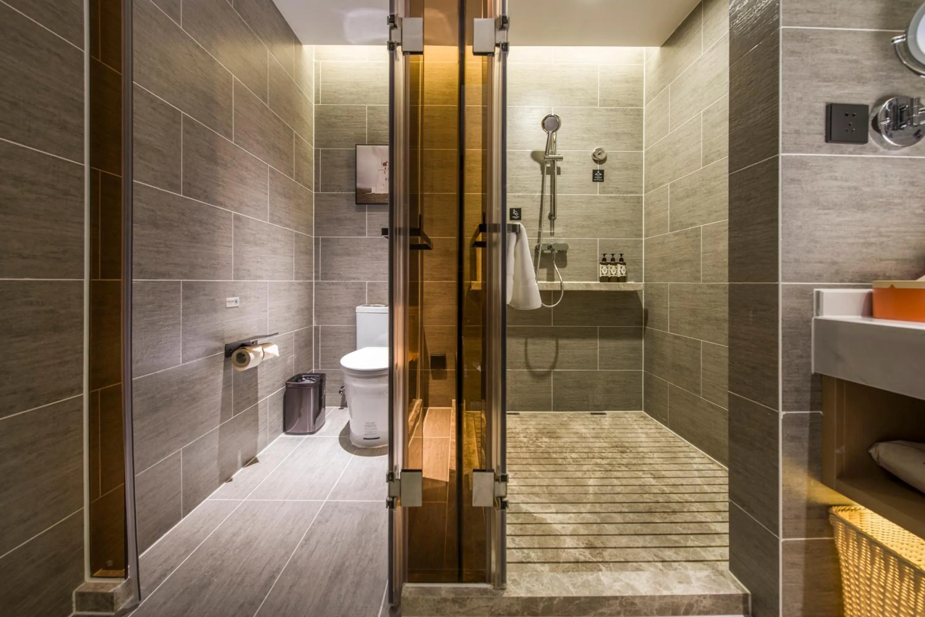 Atour Hotel Dongguan Humen Avenue