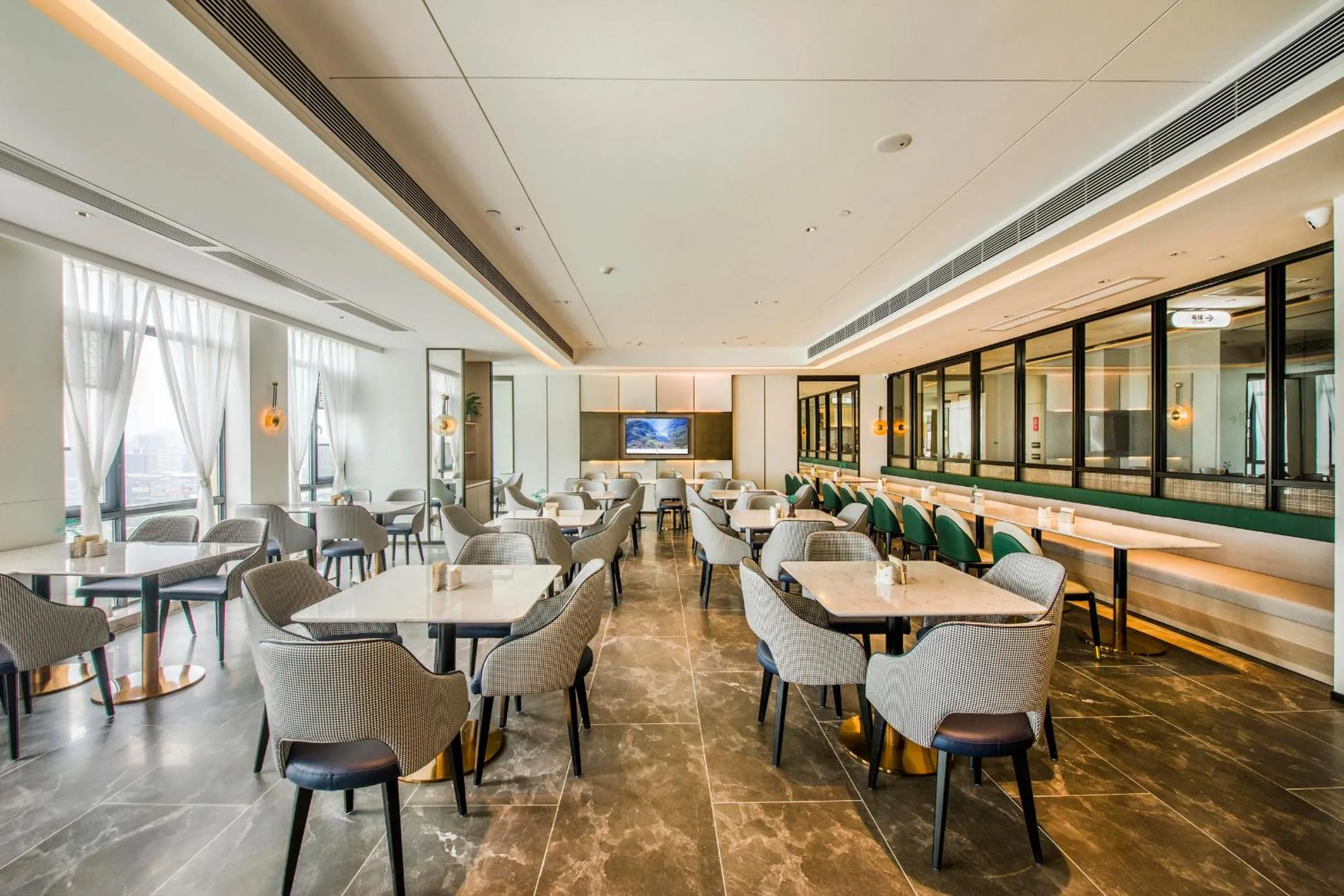 Atour Hotel Dongguan Humen Avenue