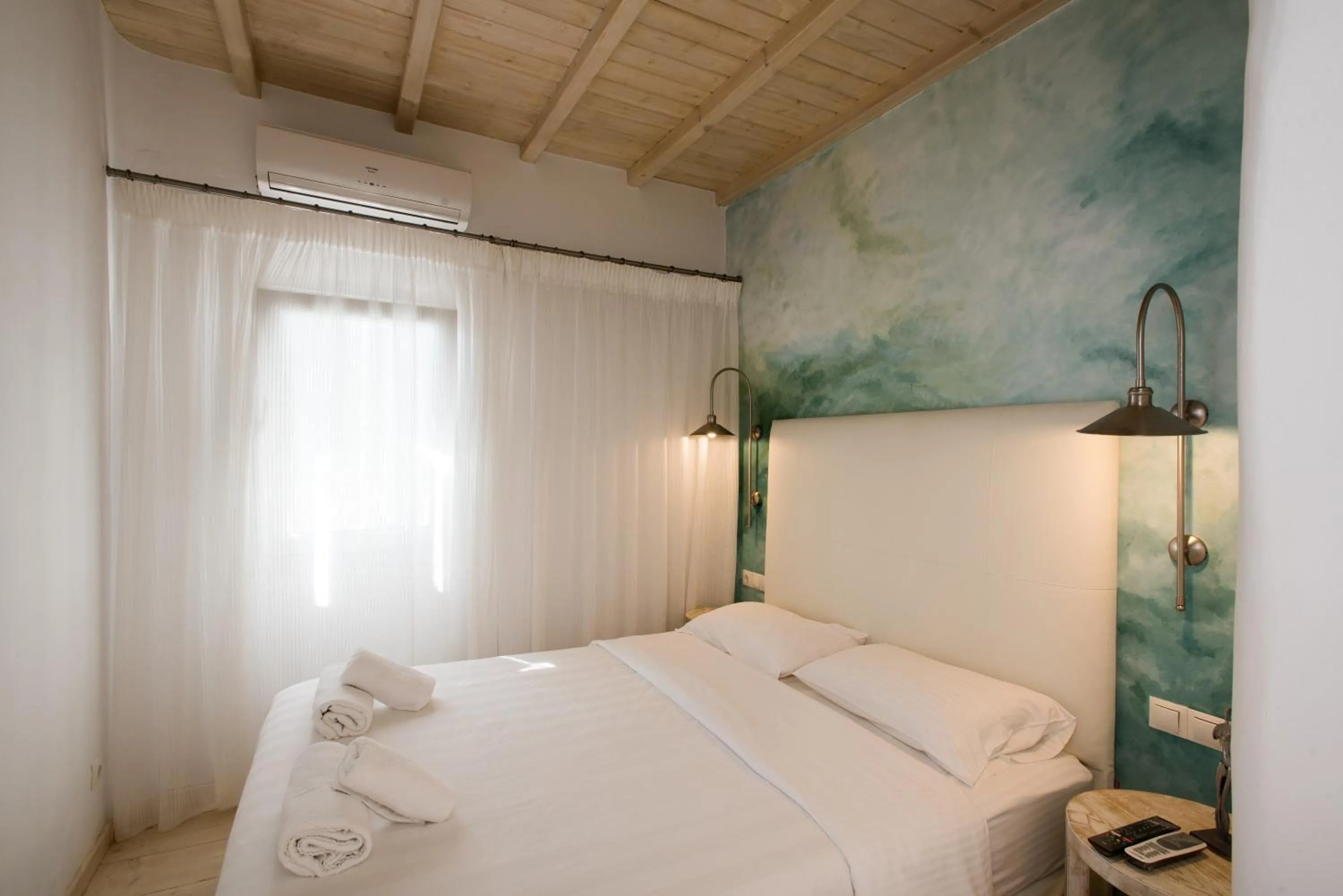 Bed in Pursue Your Day Dreams