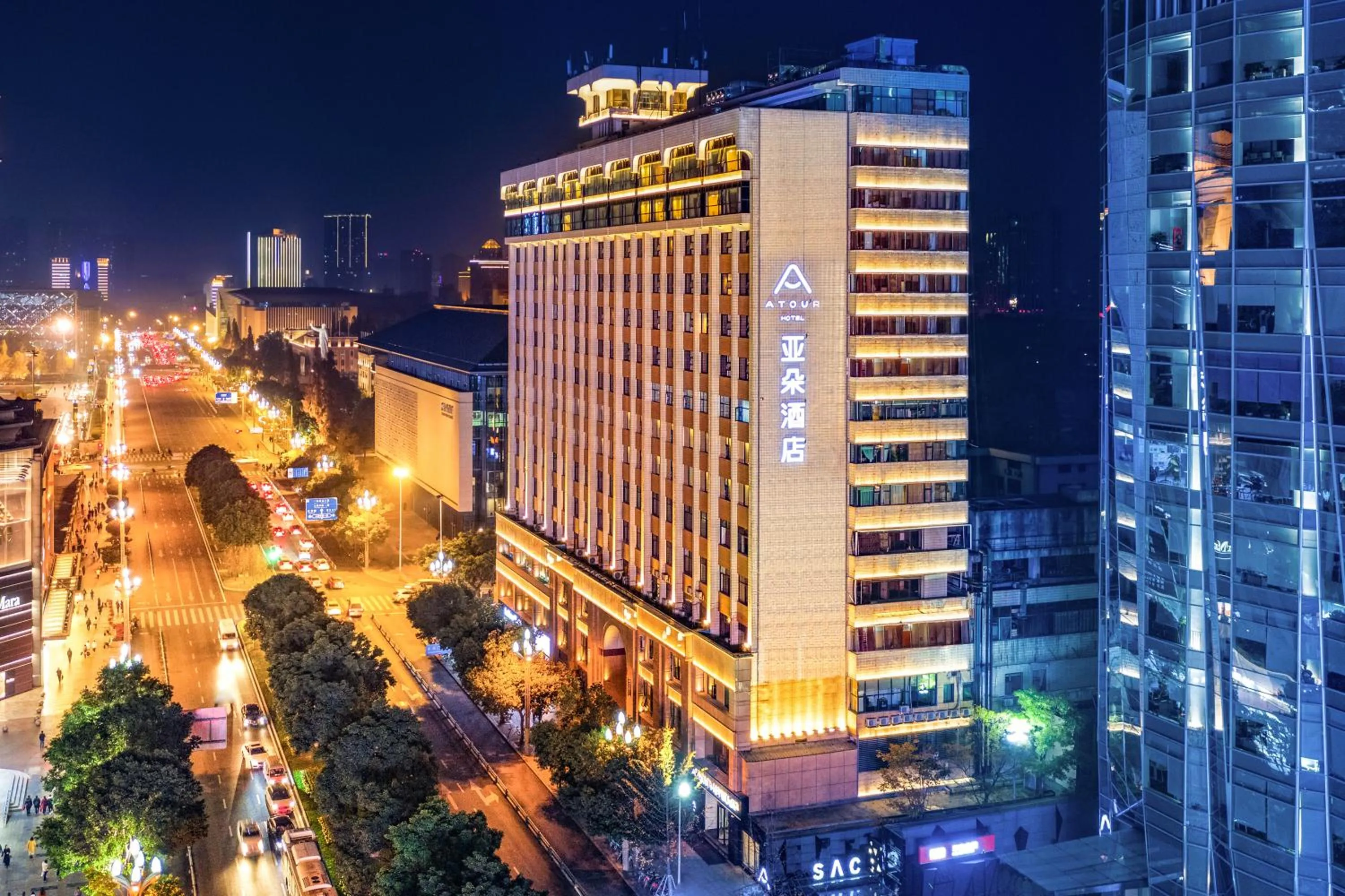 Property building in Atour Hotel Chengdu Chunxi Road Tianfu Square Subway Station