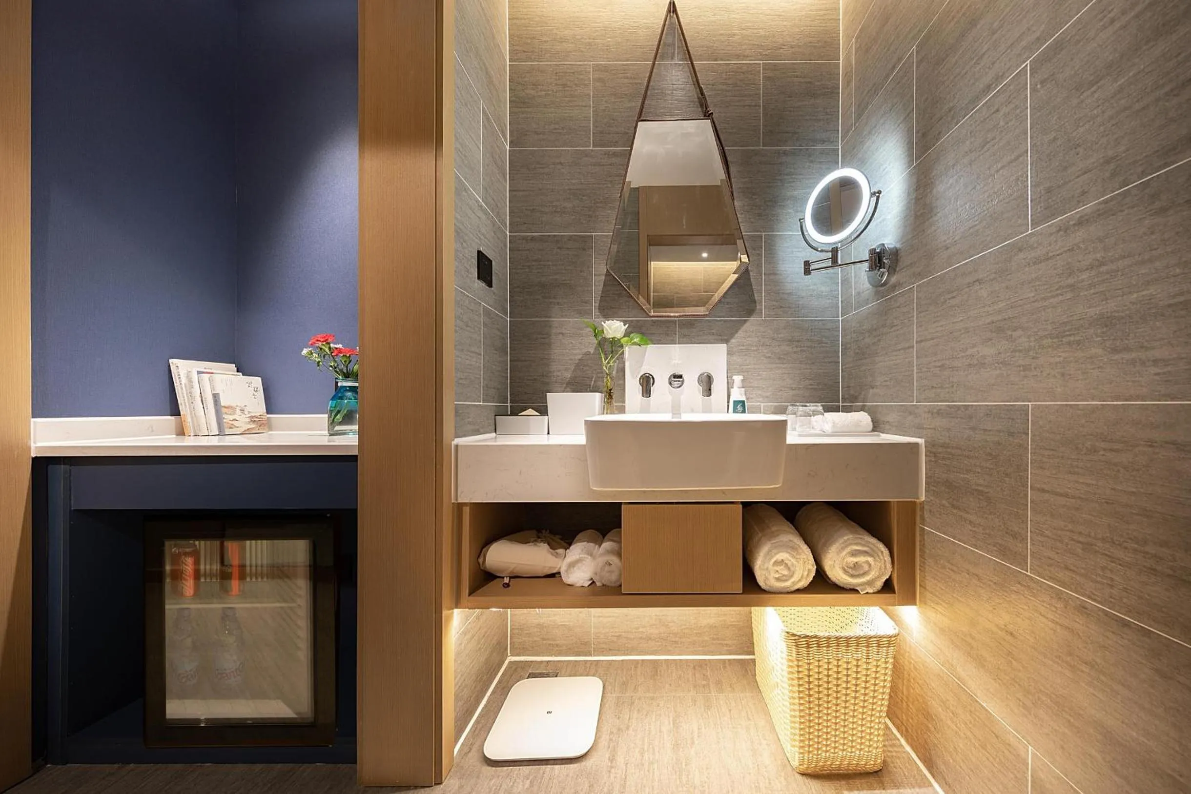 Atour Hotel Chengdu Chunxi Road Tianfu Square Subway Station