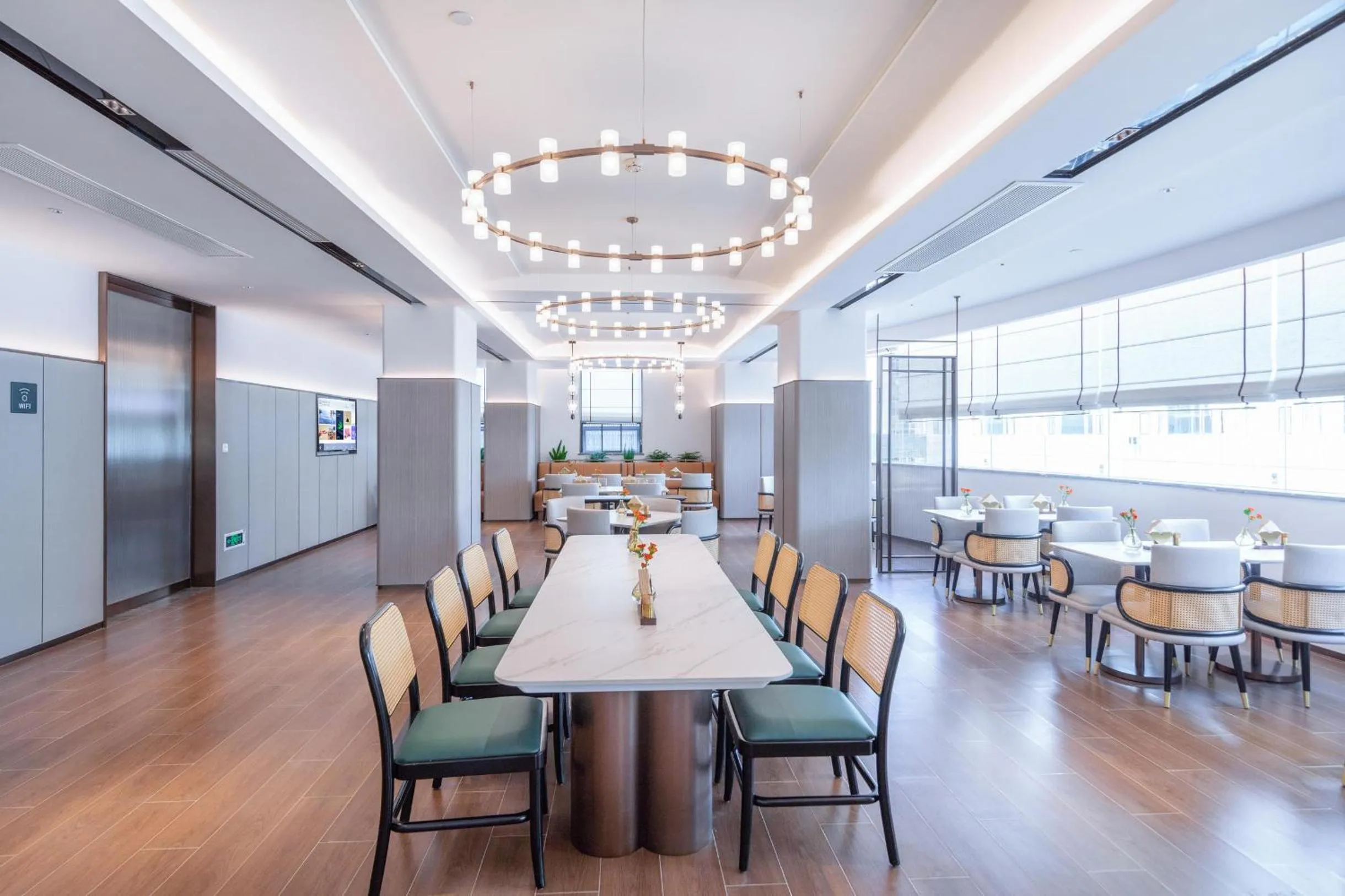 Atour Hotel Kunming Railway Station Joy City