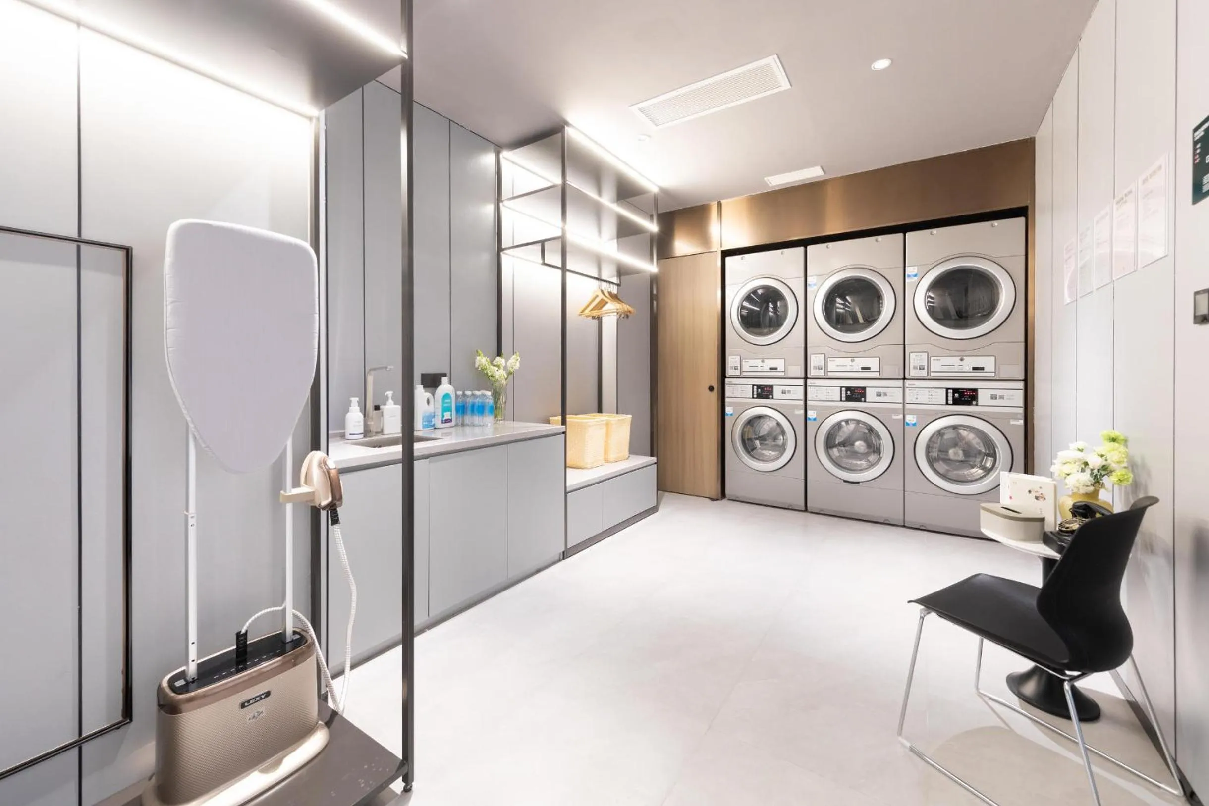 Atour Hotel Kunming Railway Station Joy City