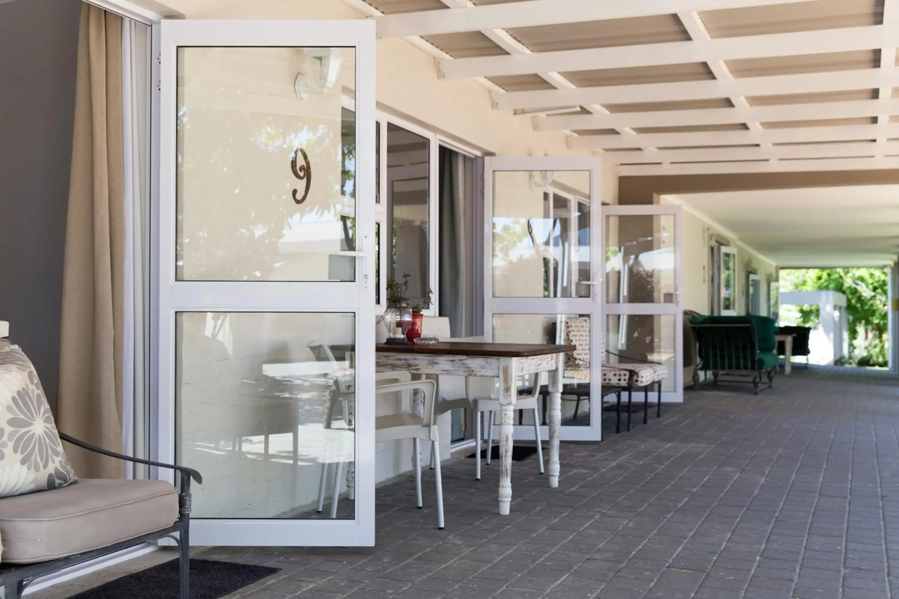 Budget Twin Room - single occupancy in Nuwerus Lodge Paarl Budget Twin Room - single occupancy in Nuwerus Lodge Paarl