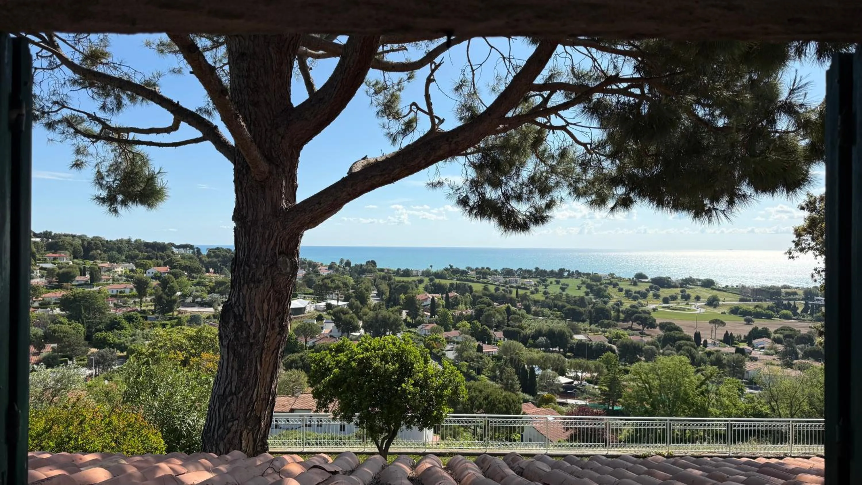 Villa vista mare a Numana - N147