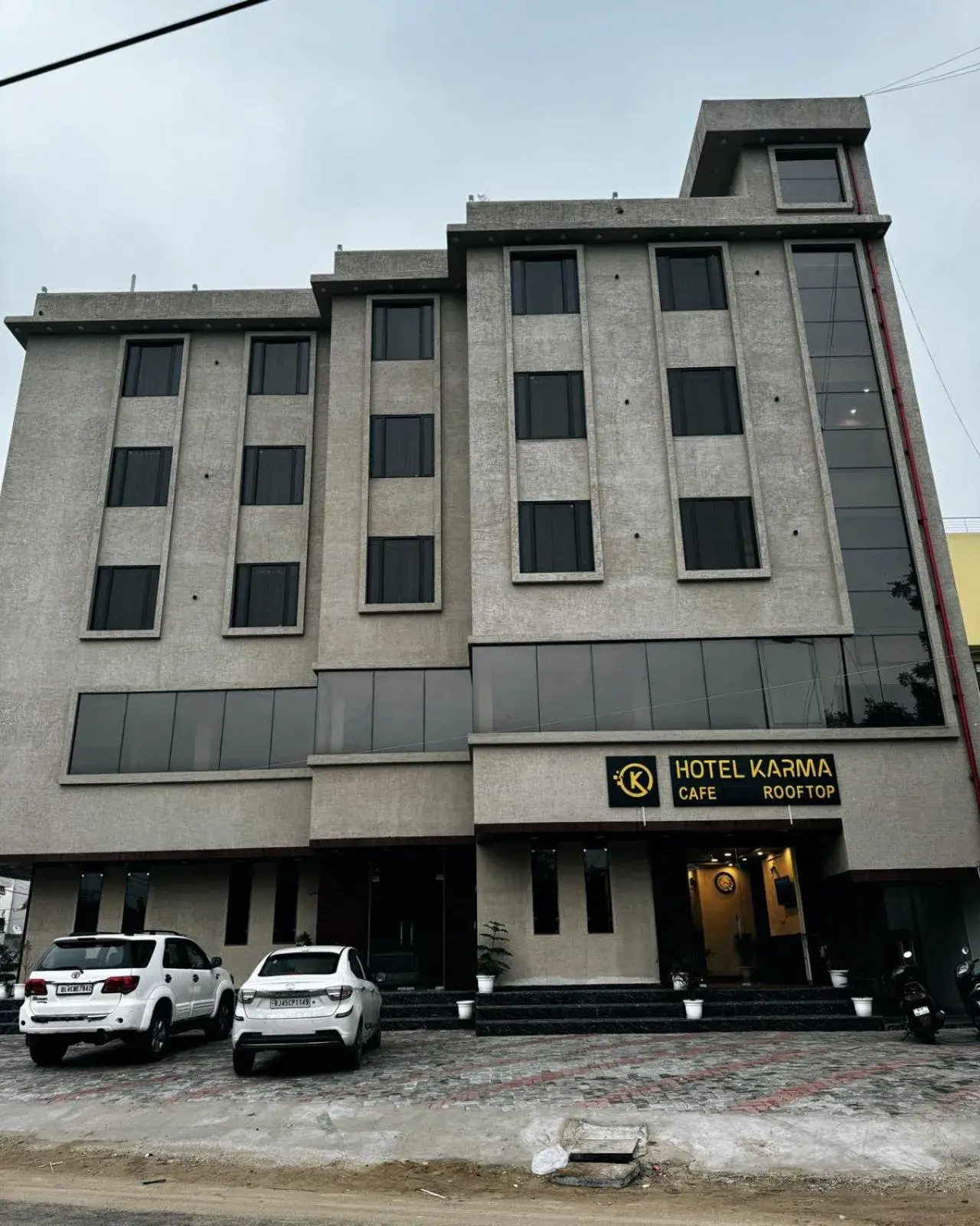 Hotel karma Hotel karma