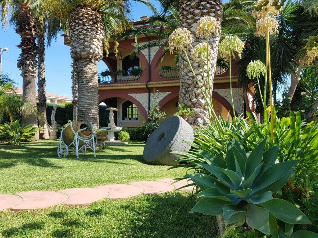 Villa del Papiro Charme Apartments