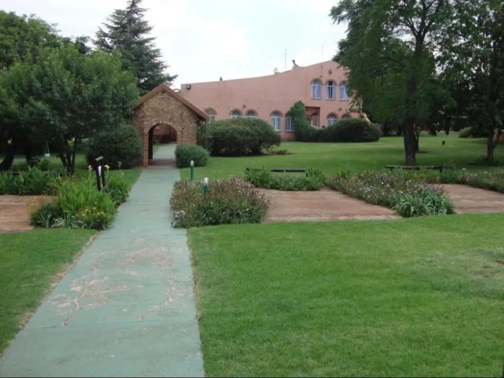 Property building in Gateway Guesthouse